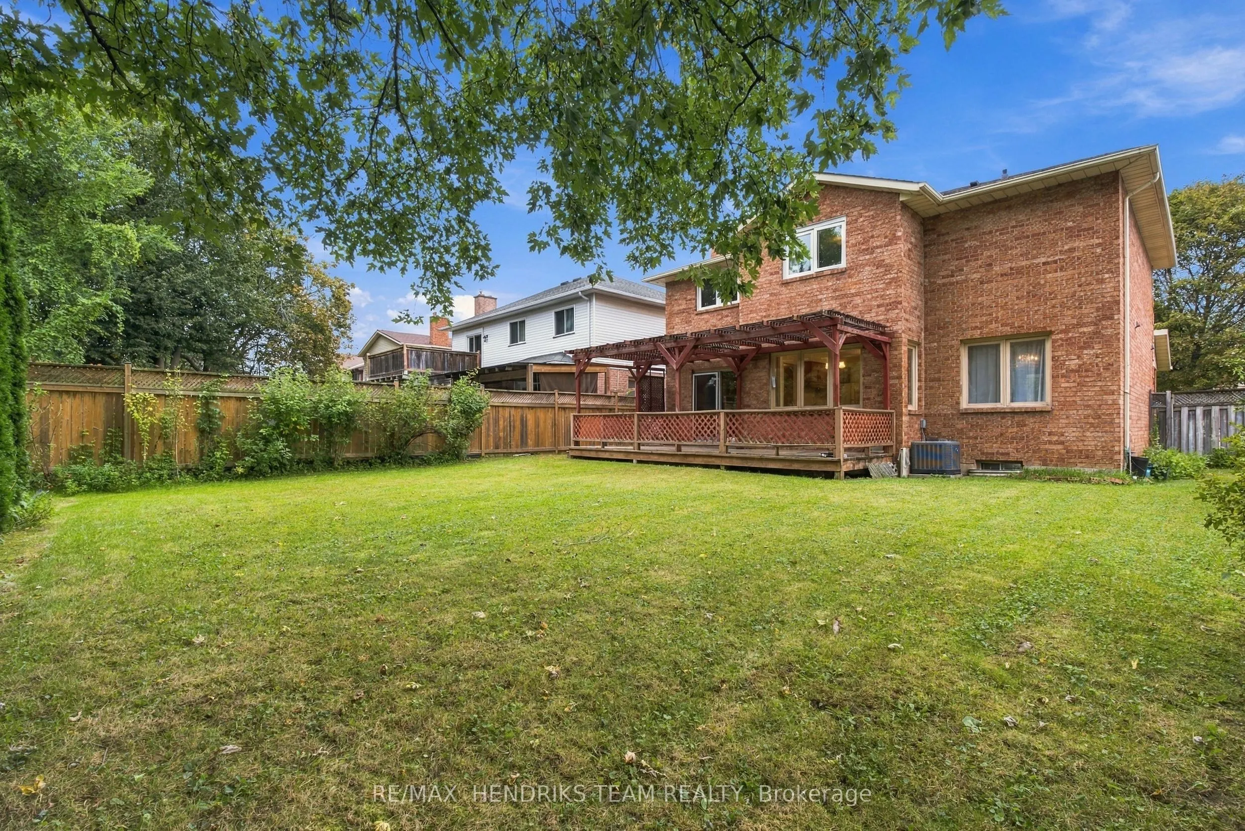 17 Farmington Drive