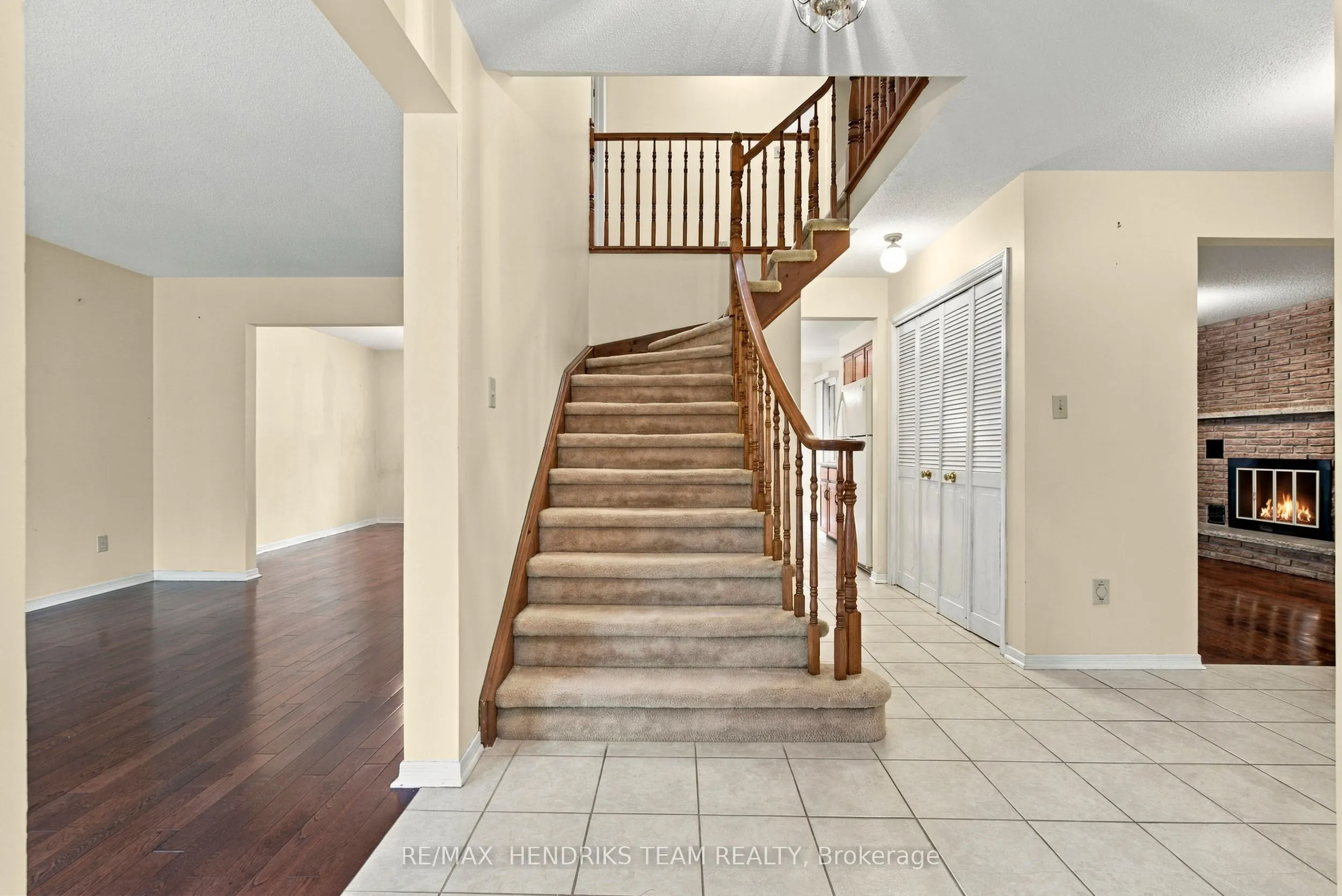 17 Farmington Drive