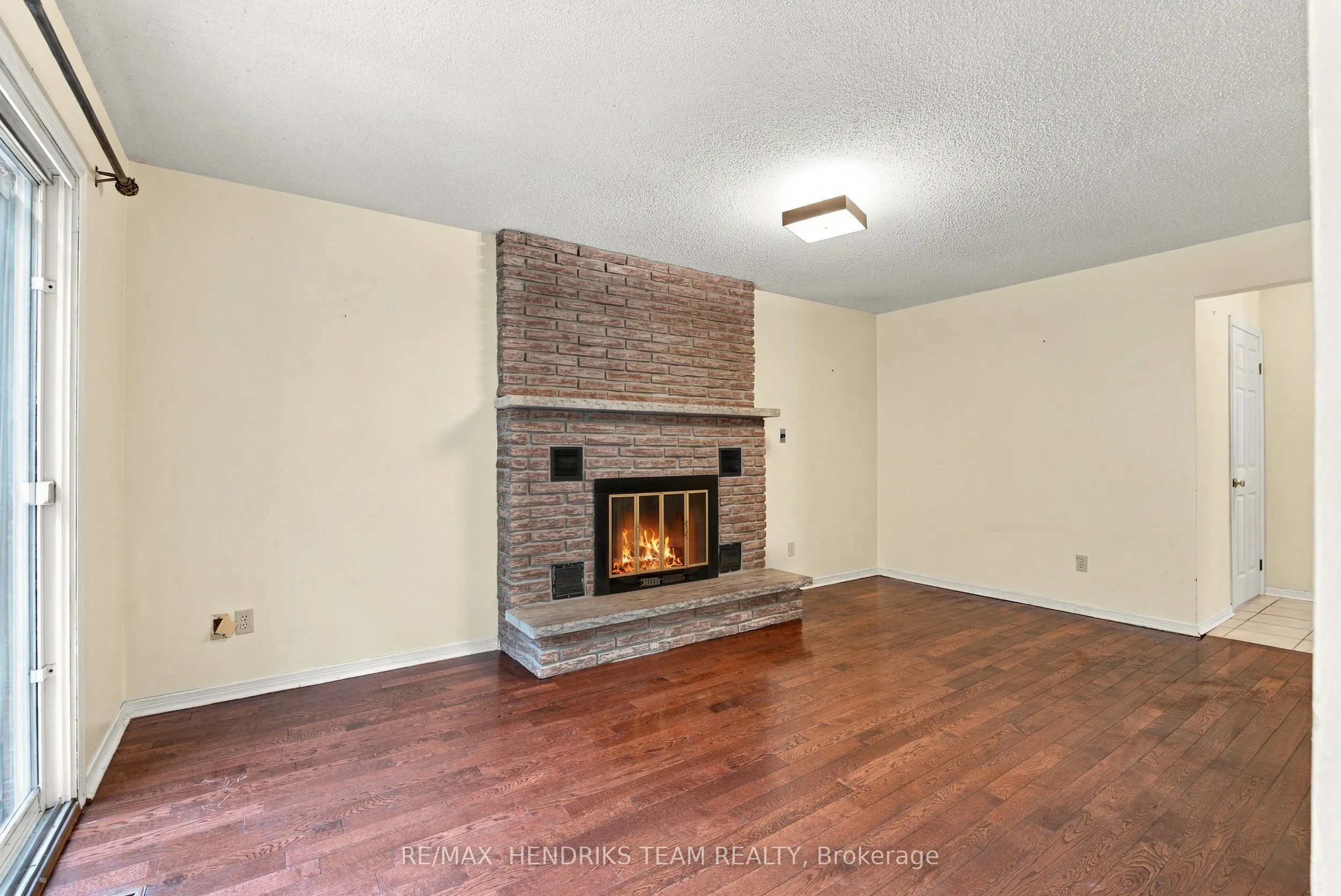 17 Farmington Drive