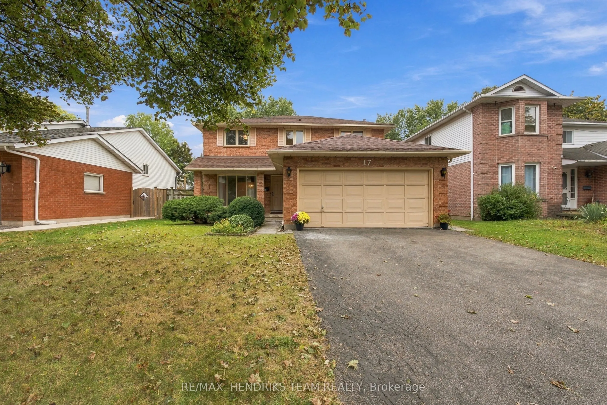17 Farmington Drive
