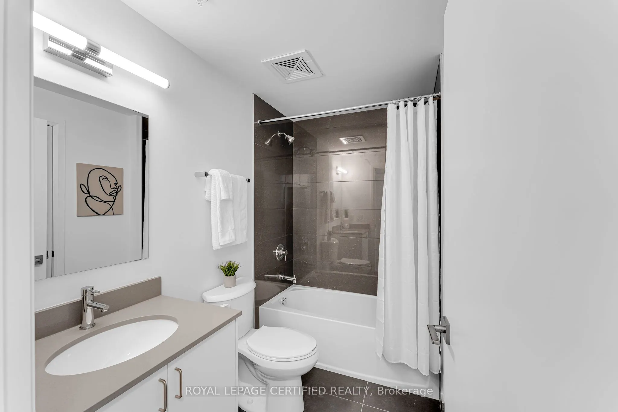 223 Princess Street #714