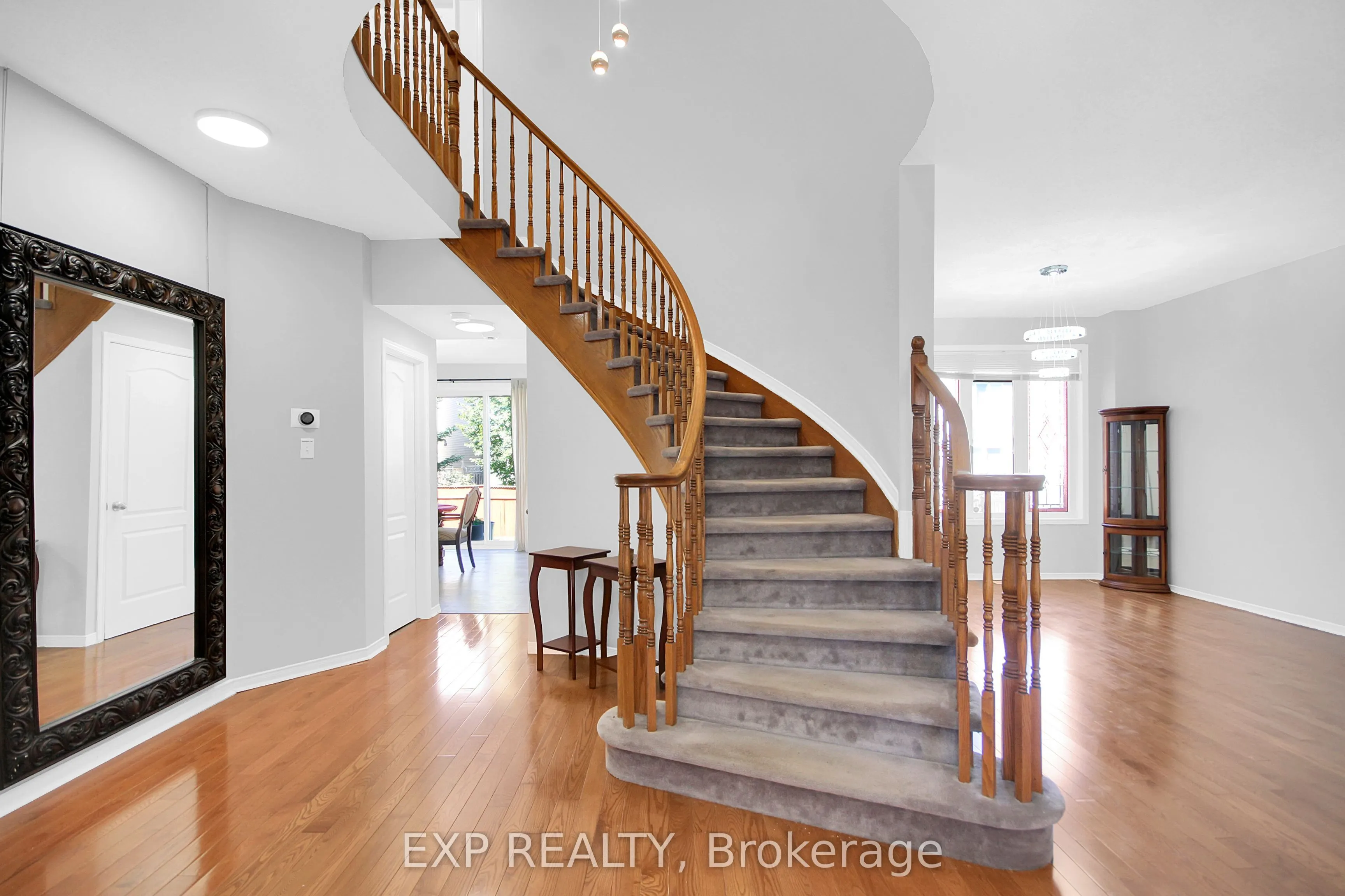 39 Greatwood Crescent