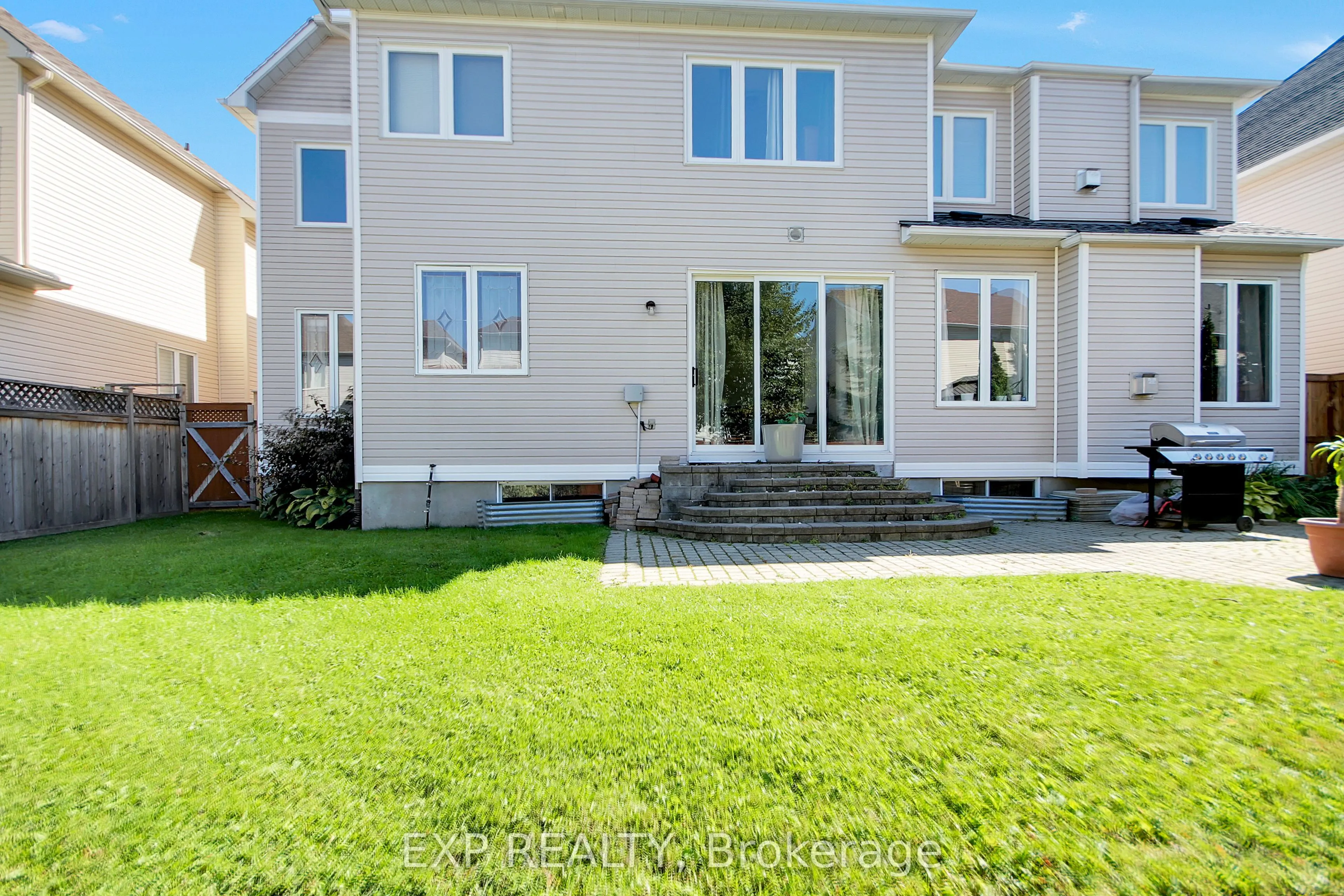 39 Greatwood Crescent