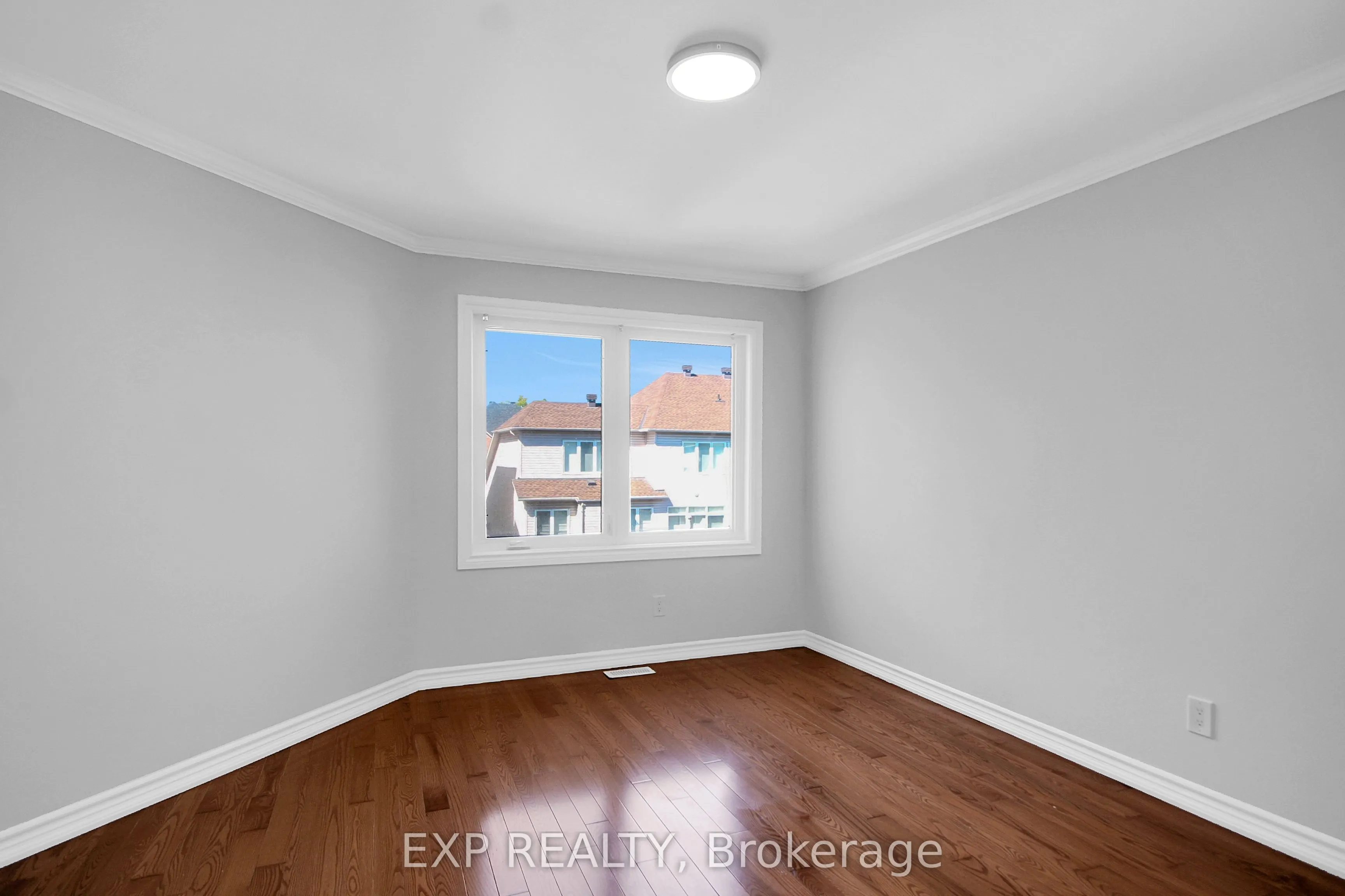 39 Greatwood Crescent