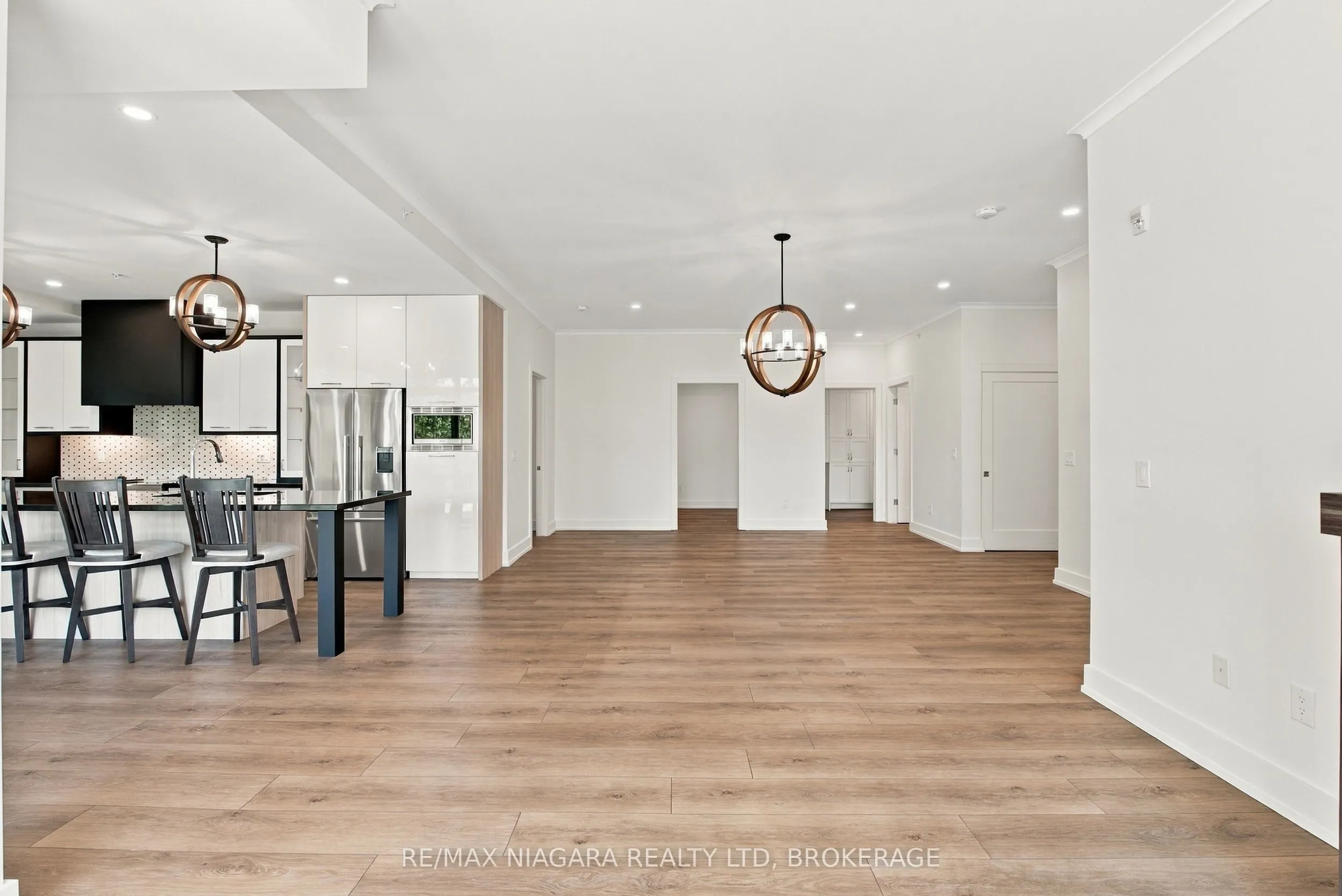 77 Yates Street #201