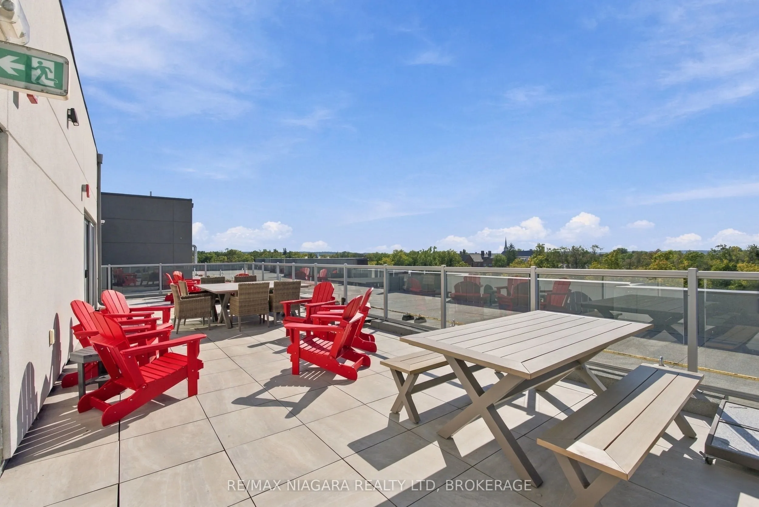 77 Yates Street #201