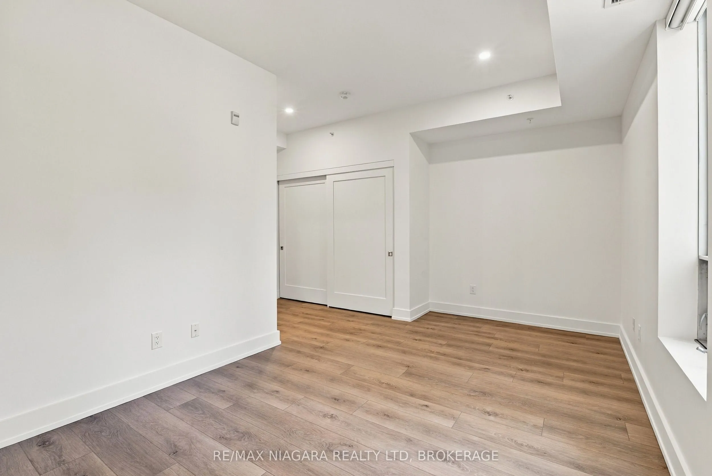 77 Yates Street #201