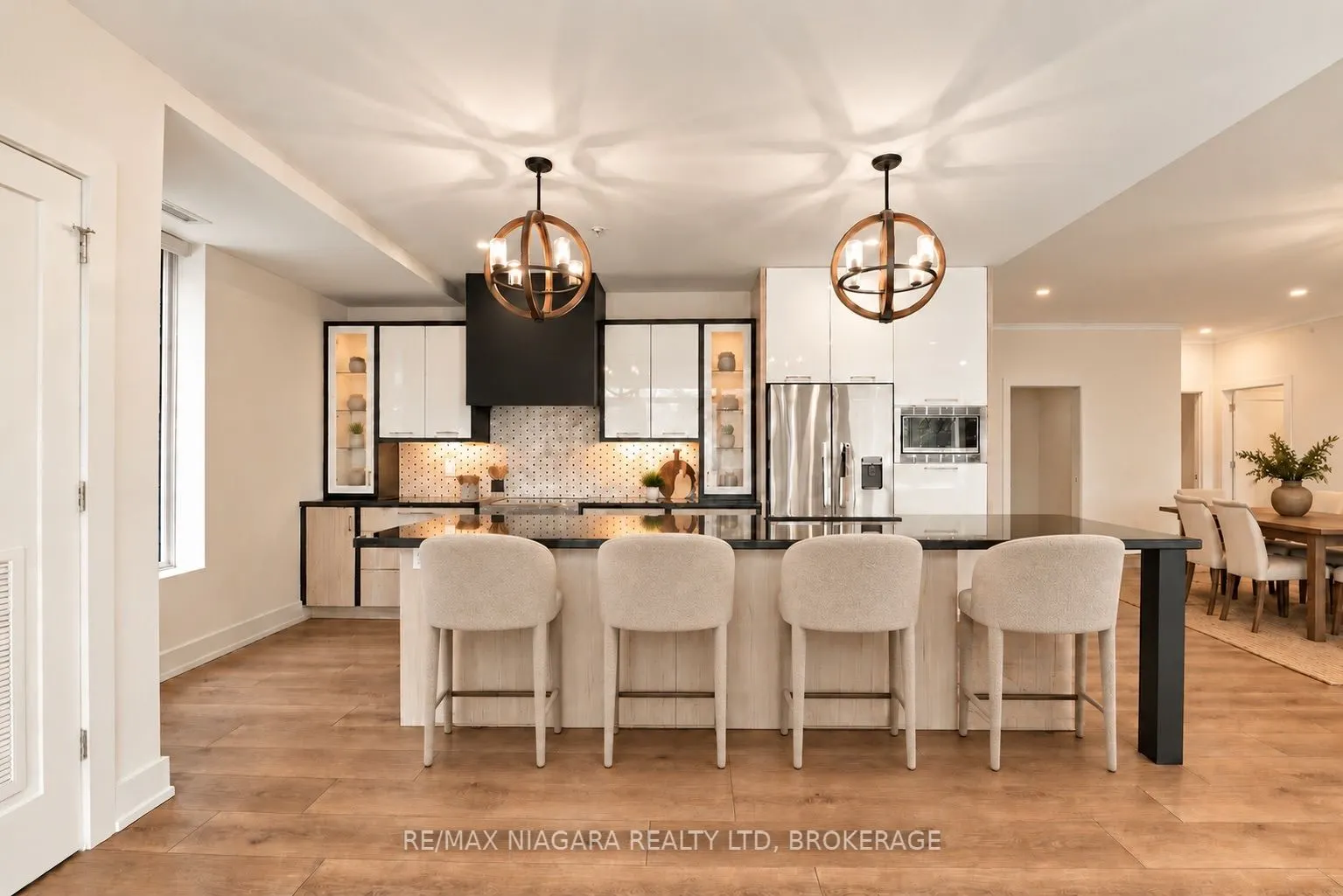 77 Yates Street #201