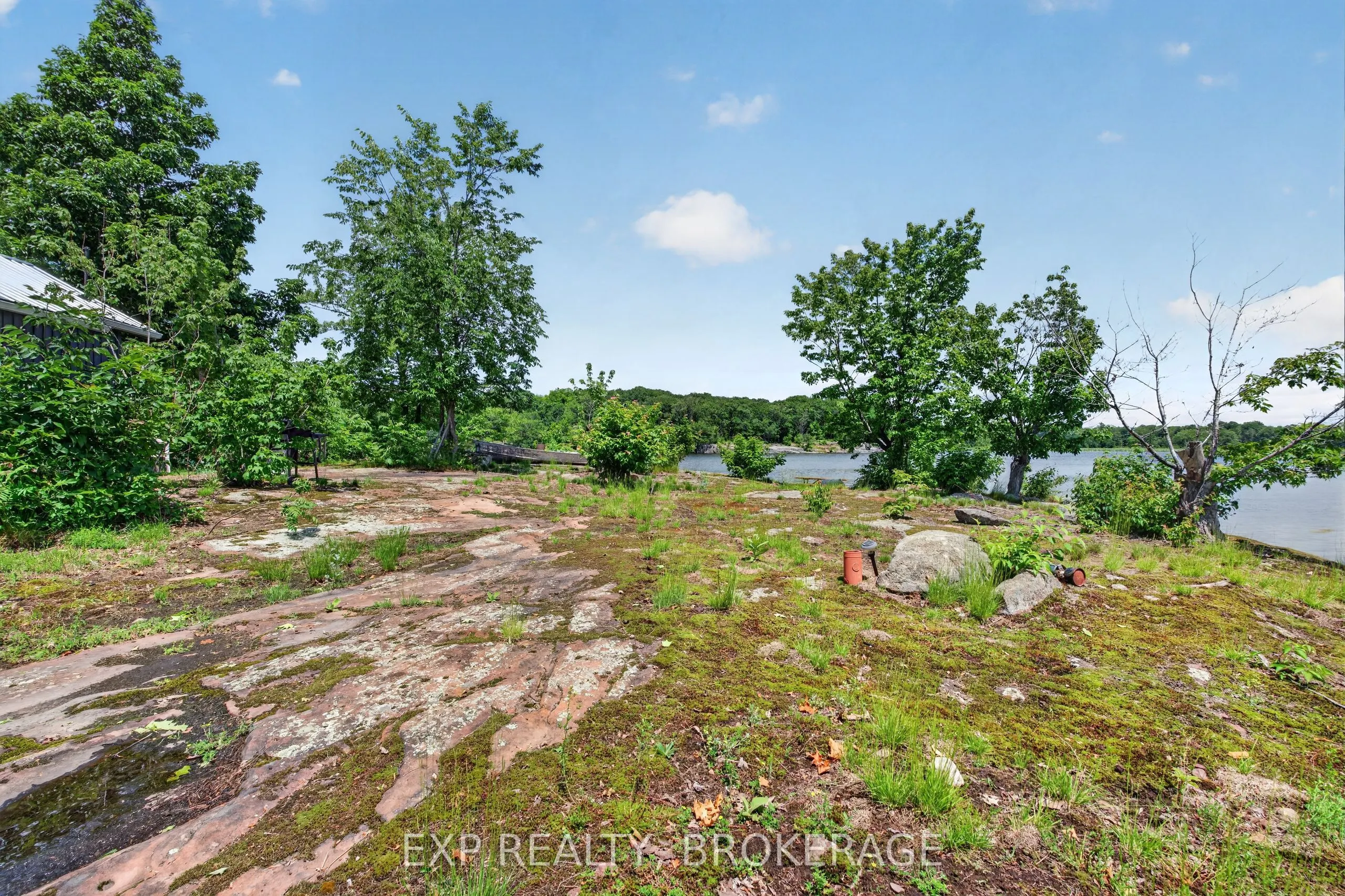 3855 HIDEAWAY Lane