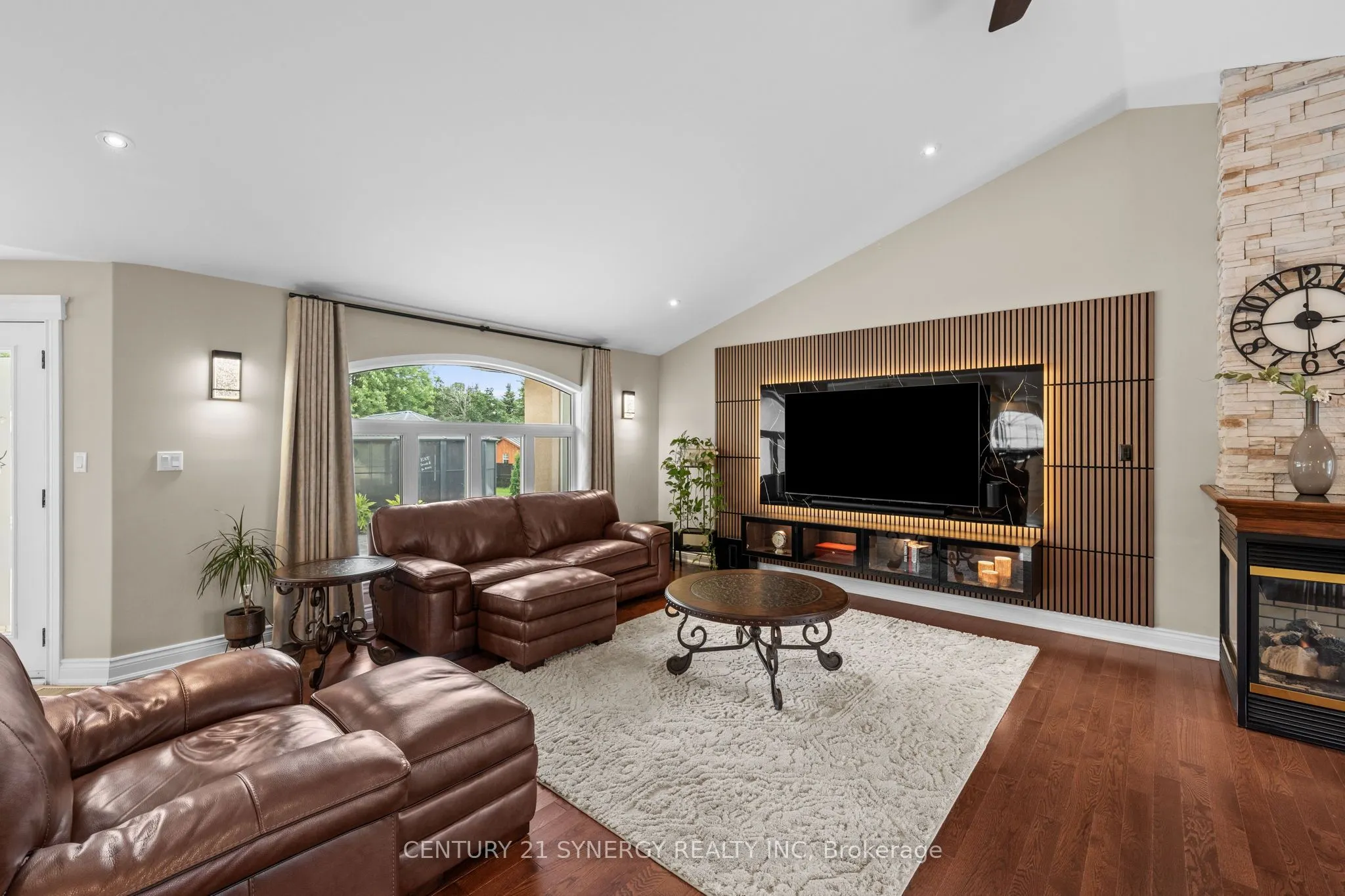 1302 Bankfield Road