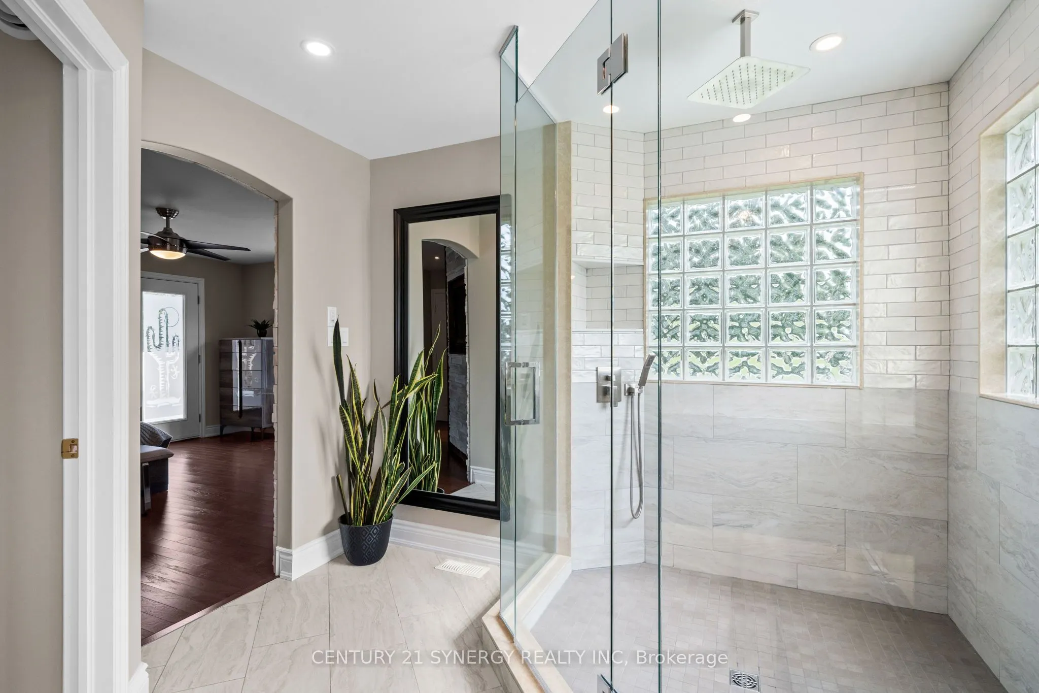 1302 Bankfield Road