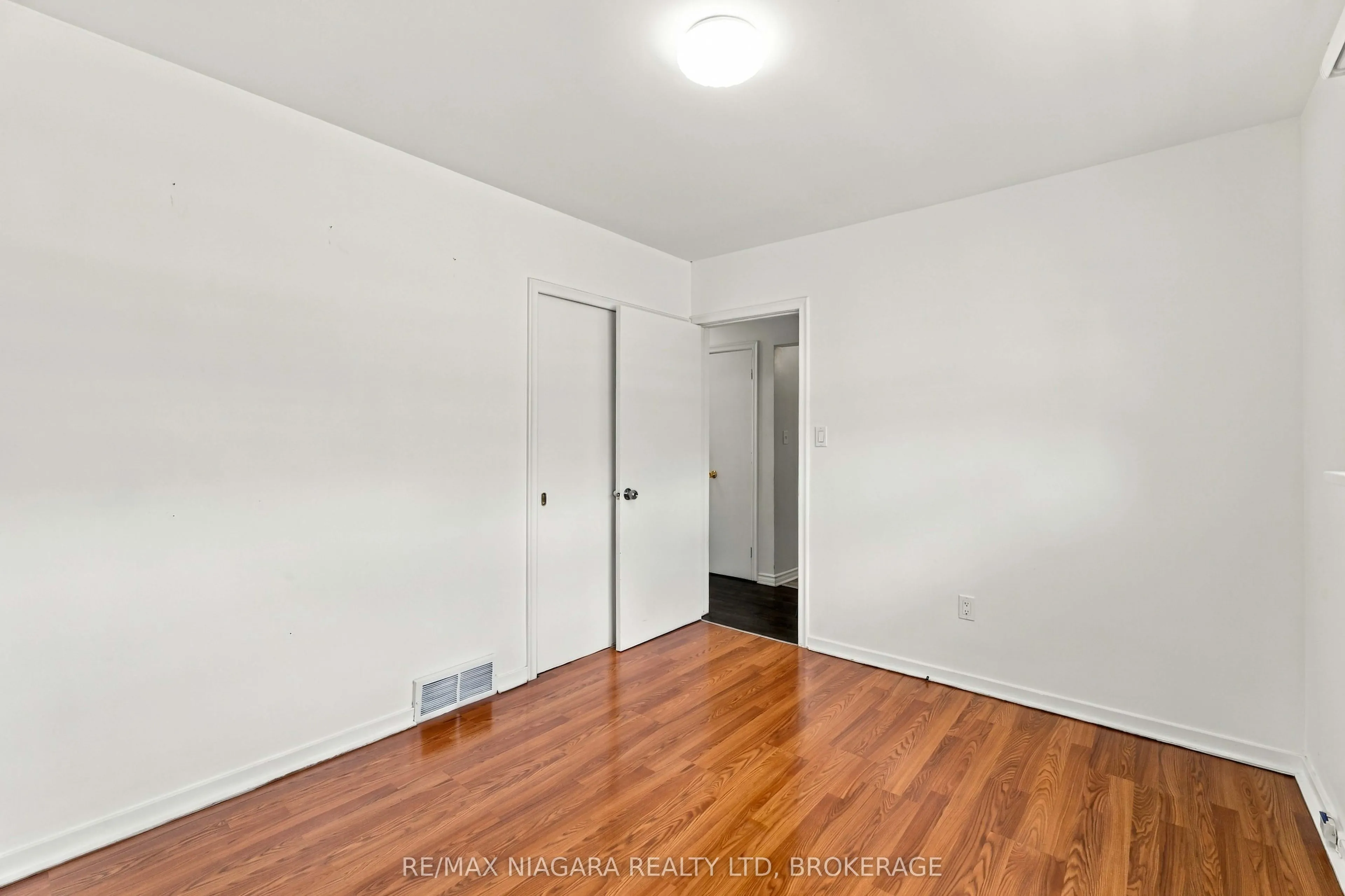 29 Glengarry Road