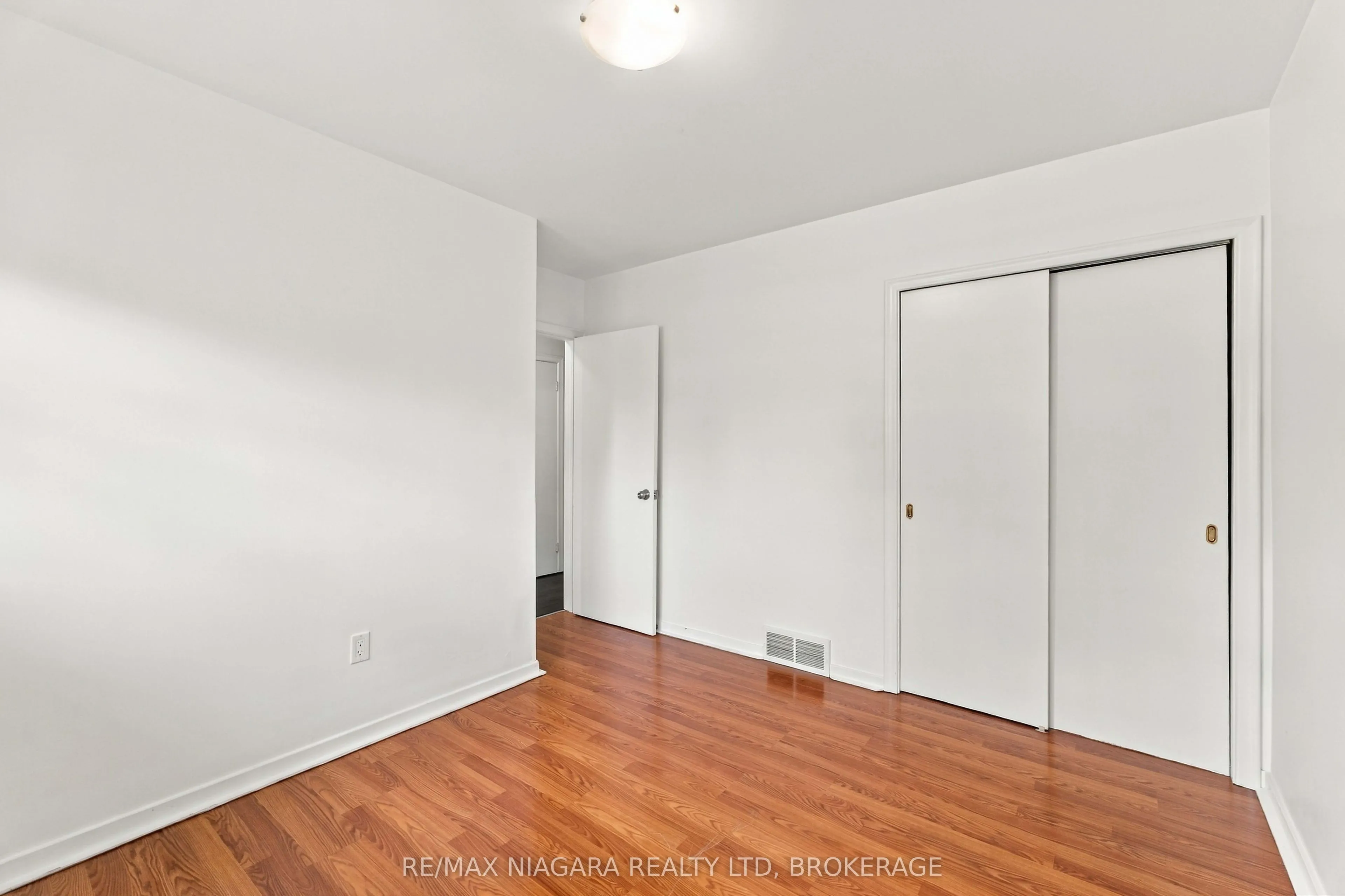 29 Glengarry Road