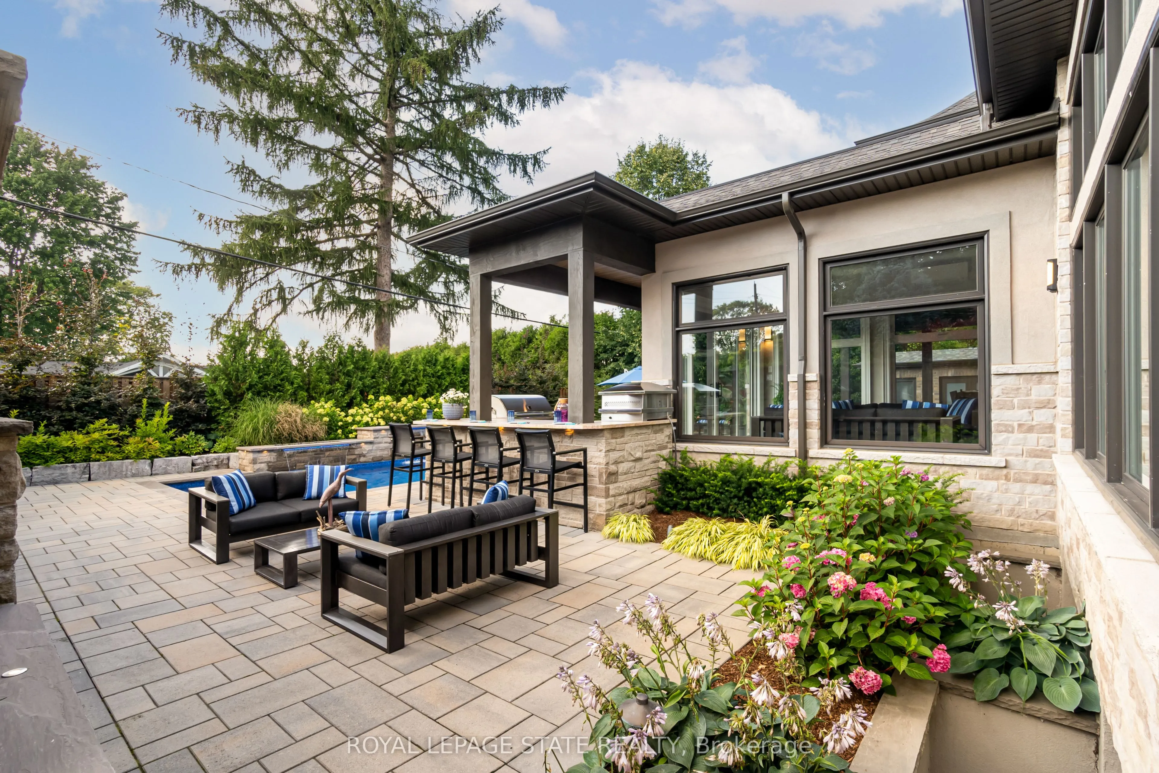 100 Seneca Drive