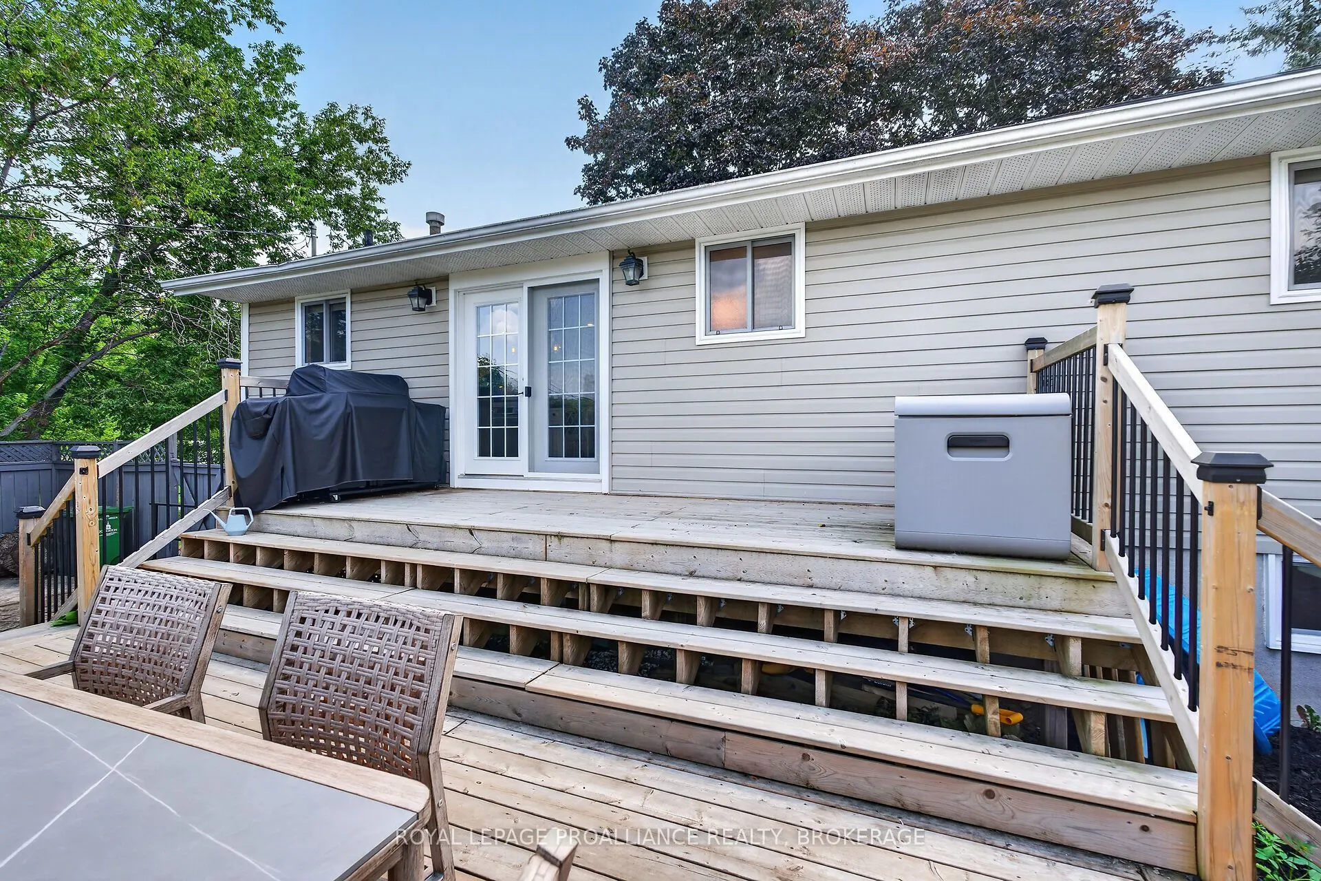 691 Aylmer Crescent