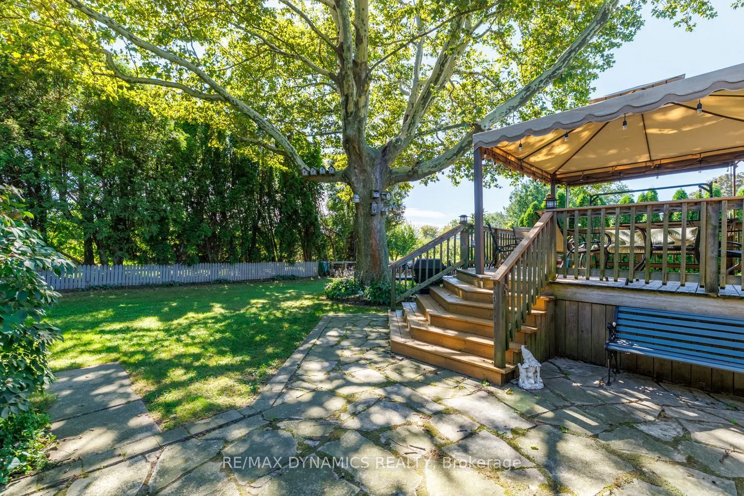 2728 Red Maple Avenue