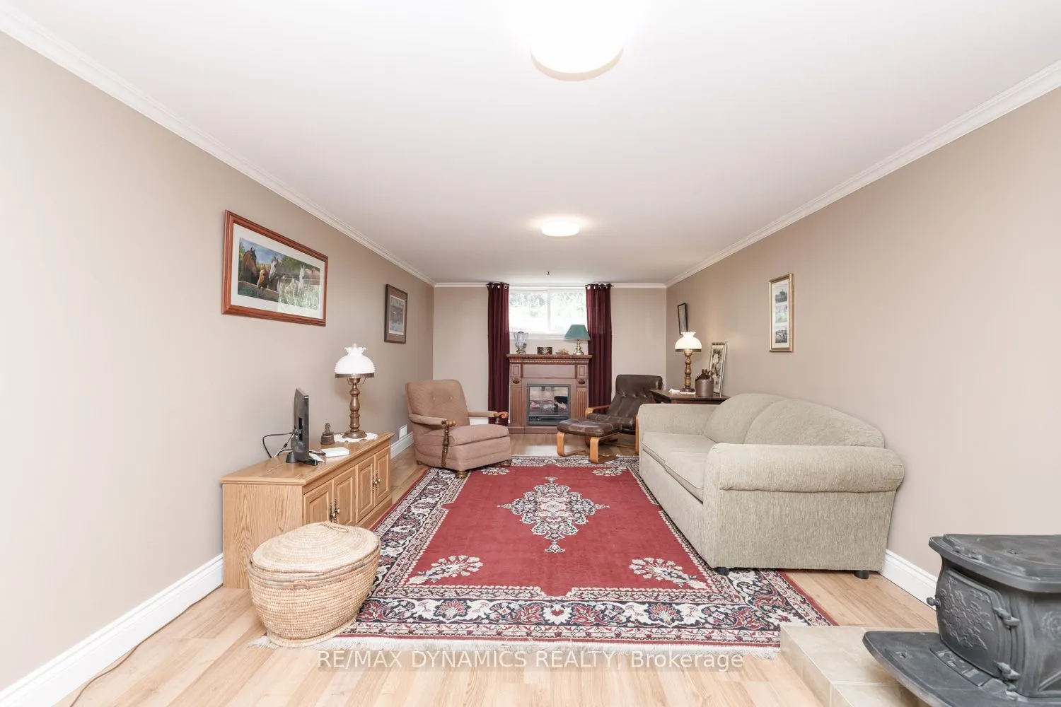 2728 Red Maple Avenue