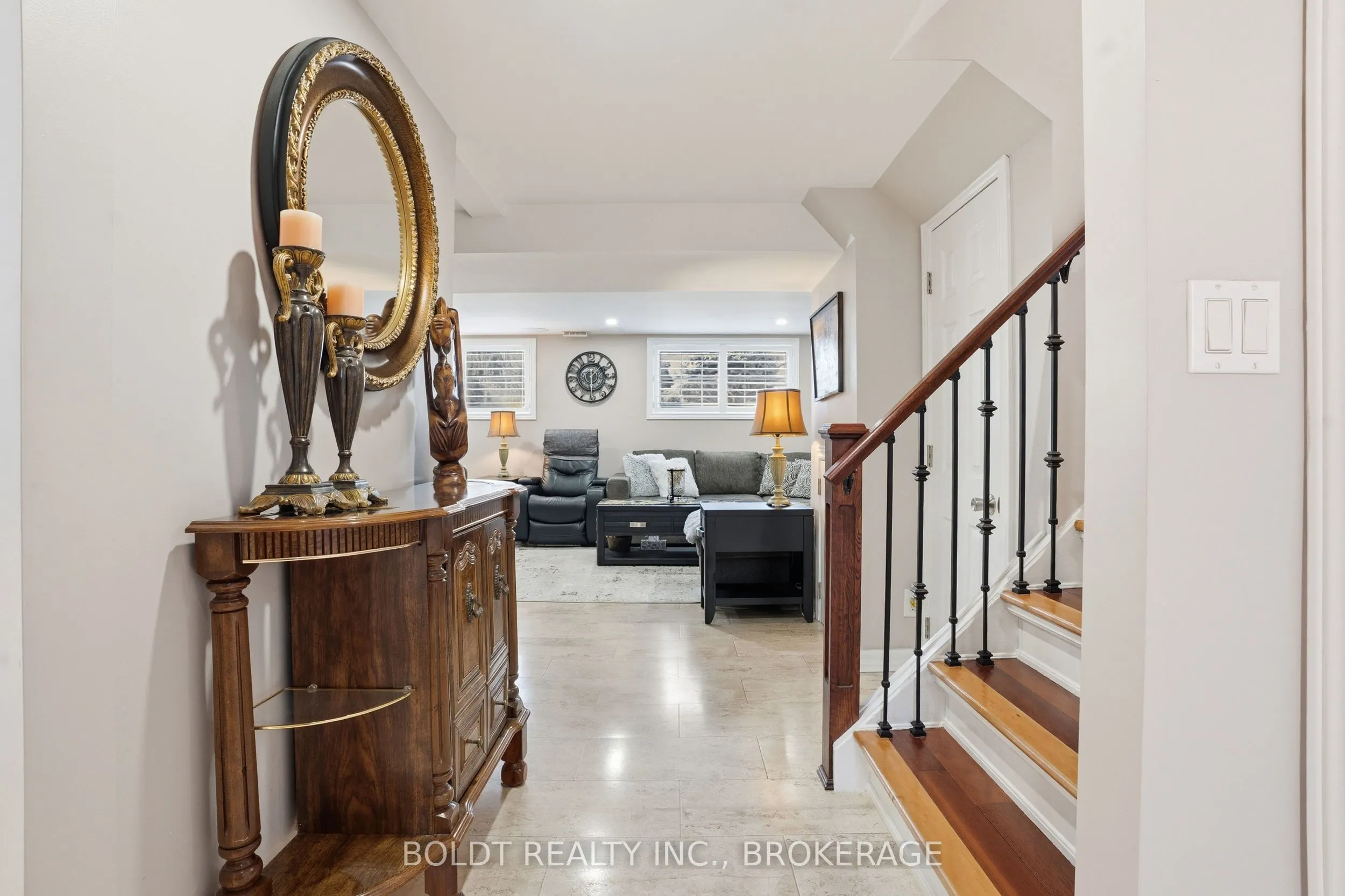 628 Vine Street