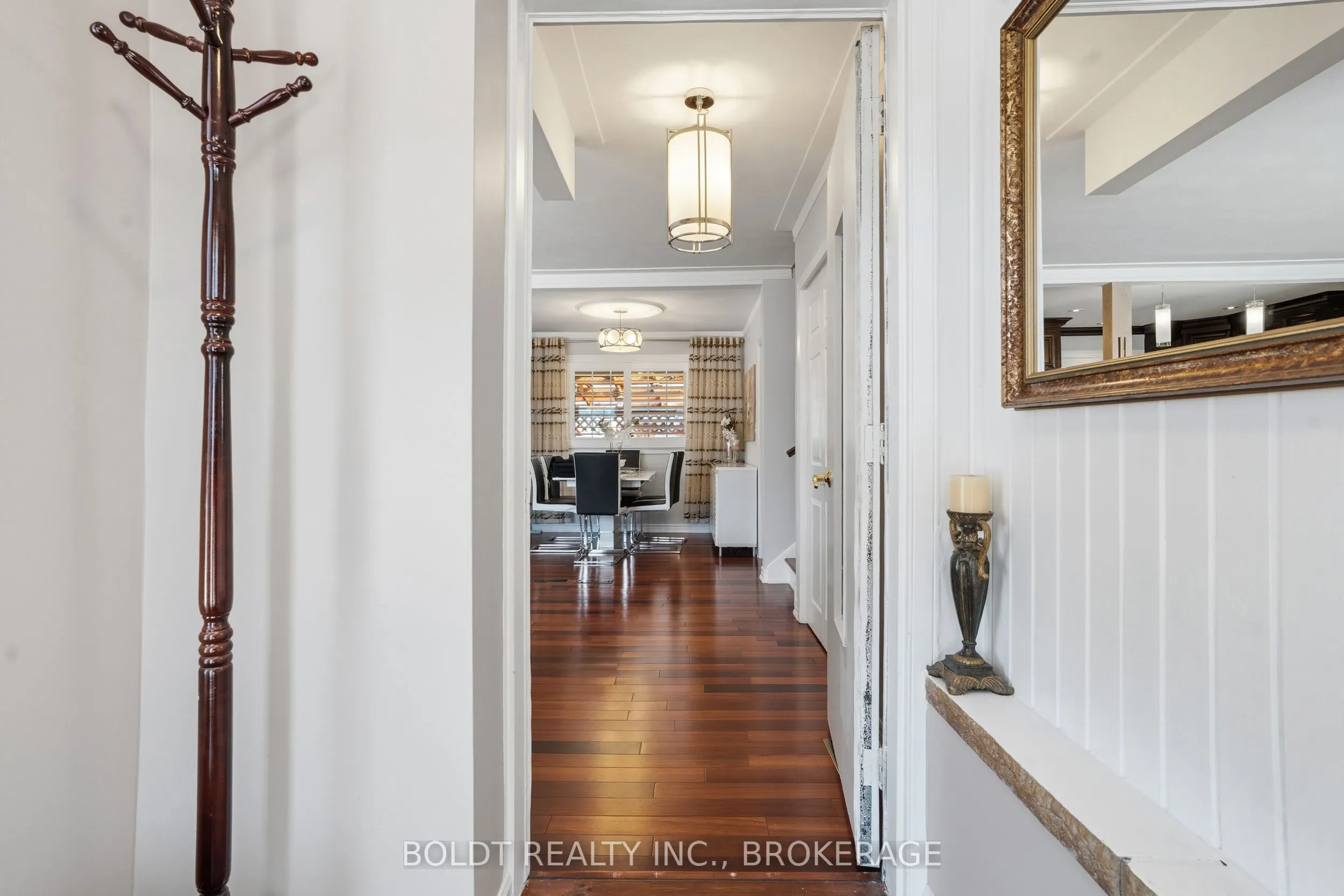 628 Vine Street