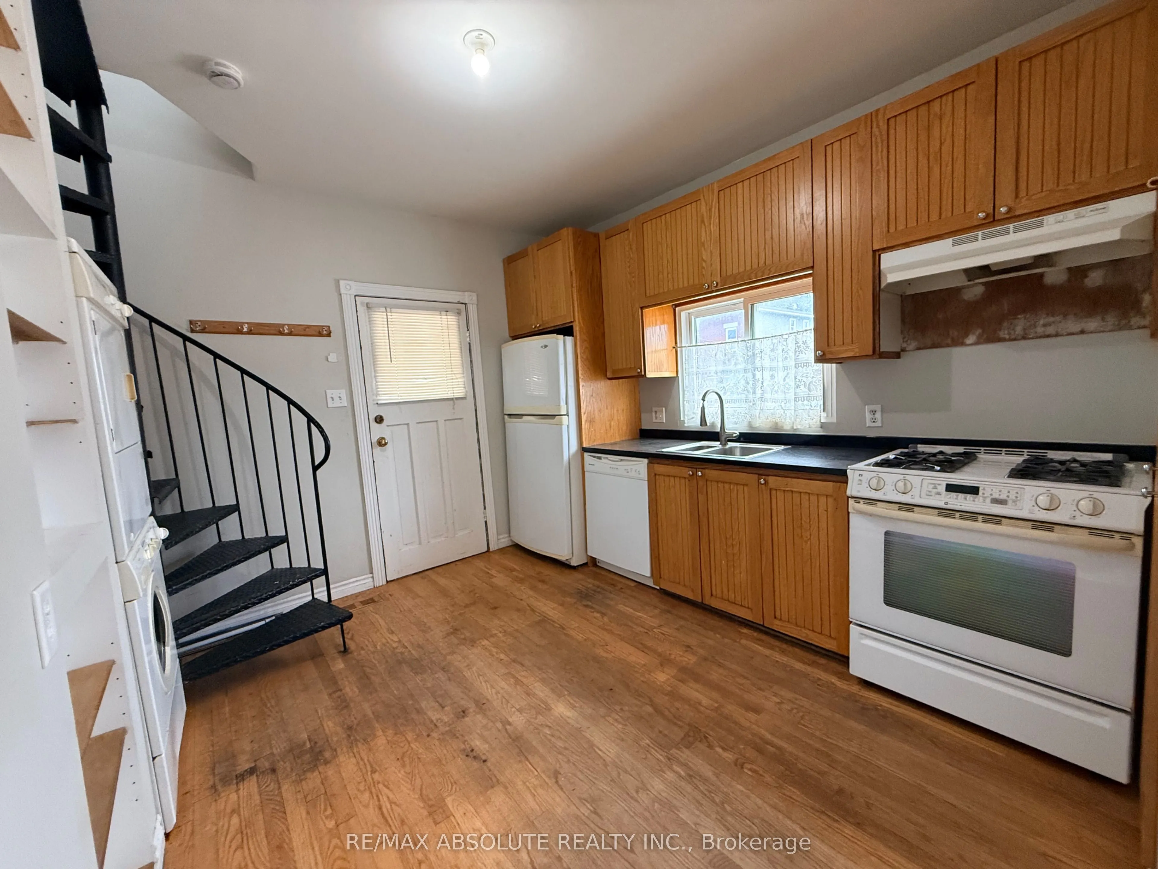 222 Ste Monique Street