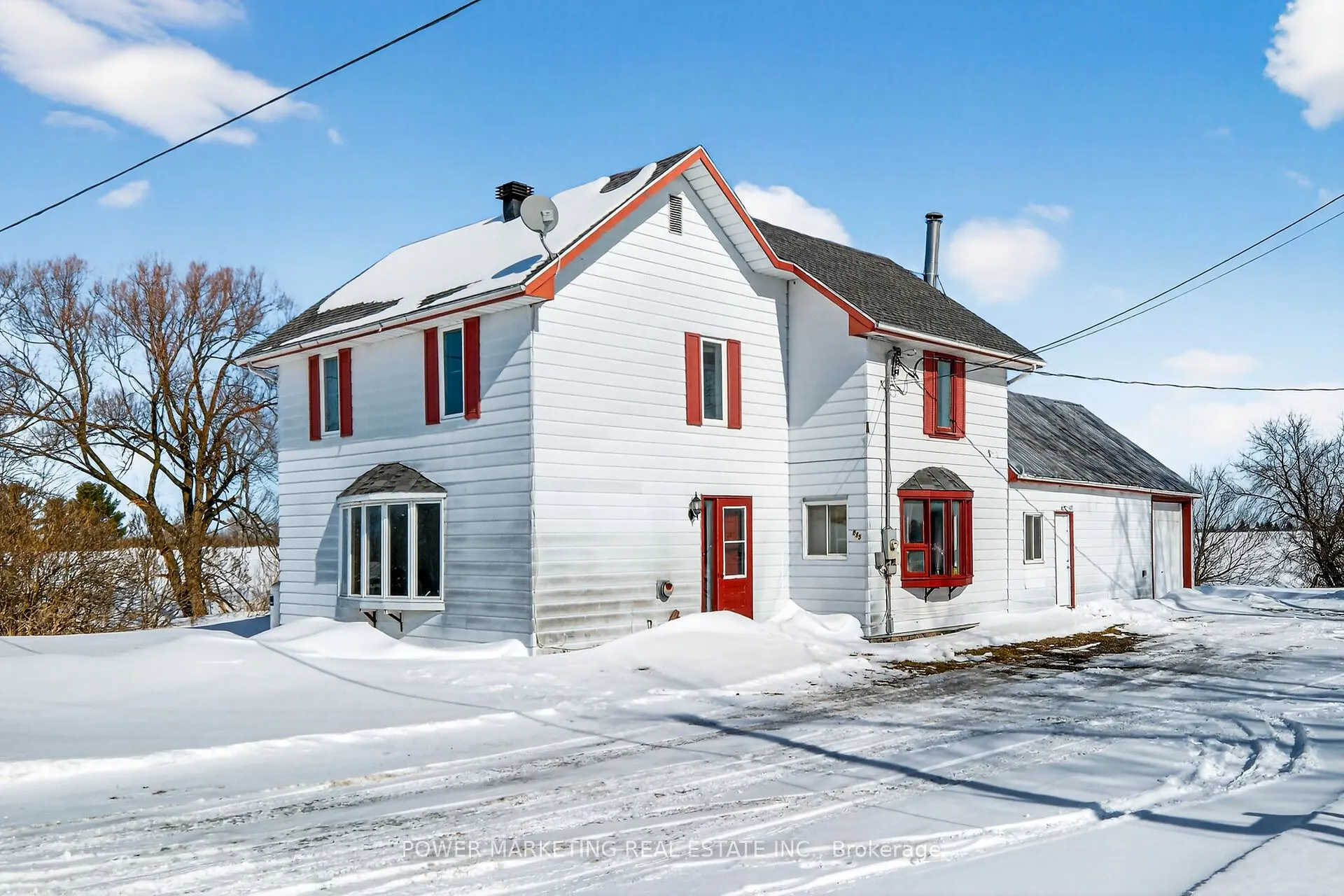 955 ST GUILLAUME Road
