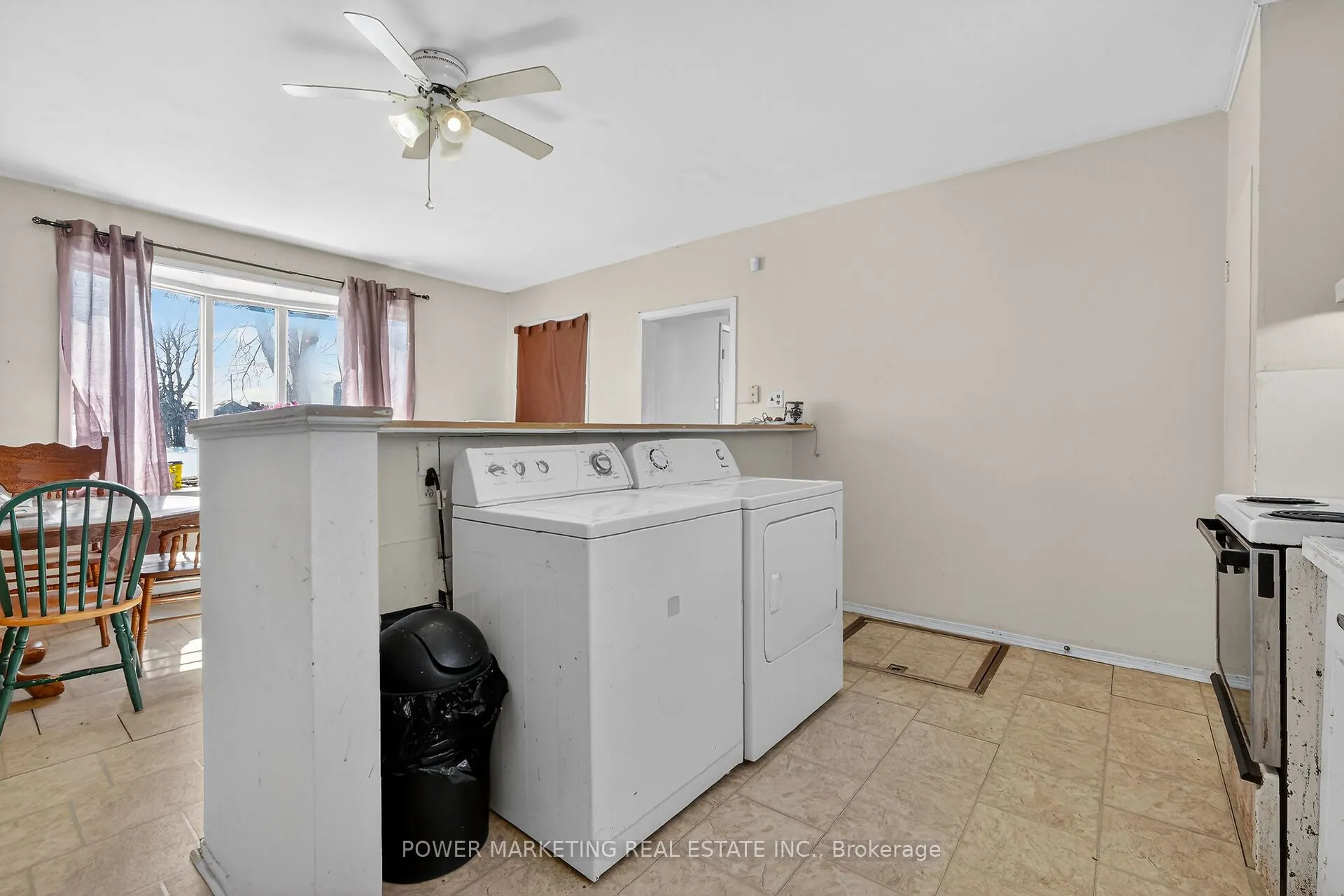 955 ST GUILLAUME Road