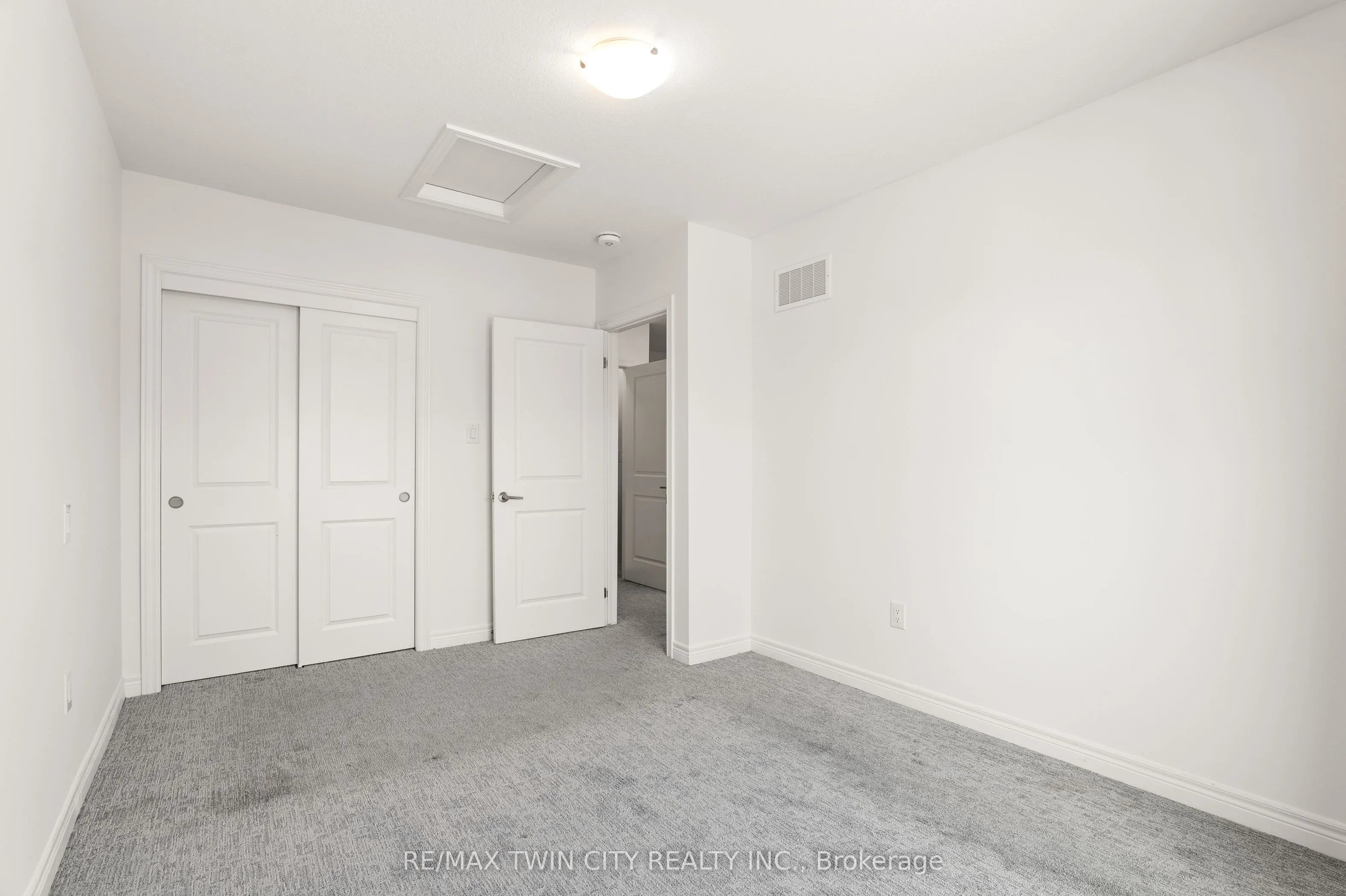 10 Birmingham Drive #129