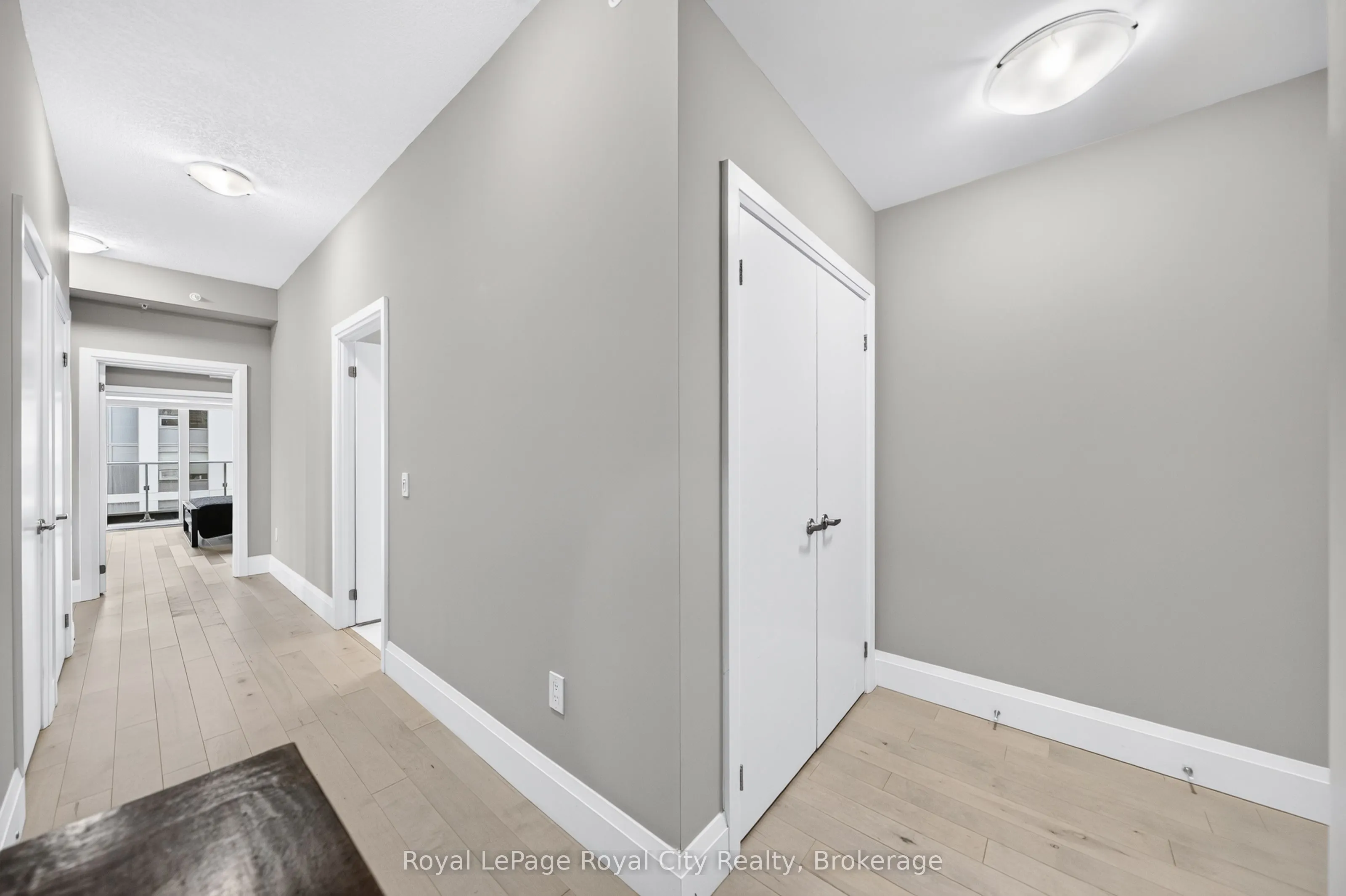 73 Arthur Street S #504