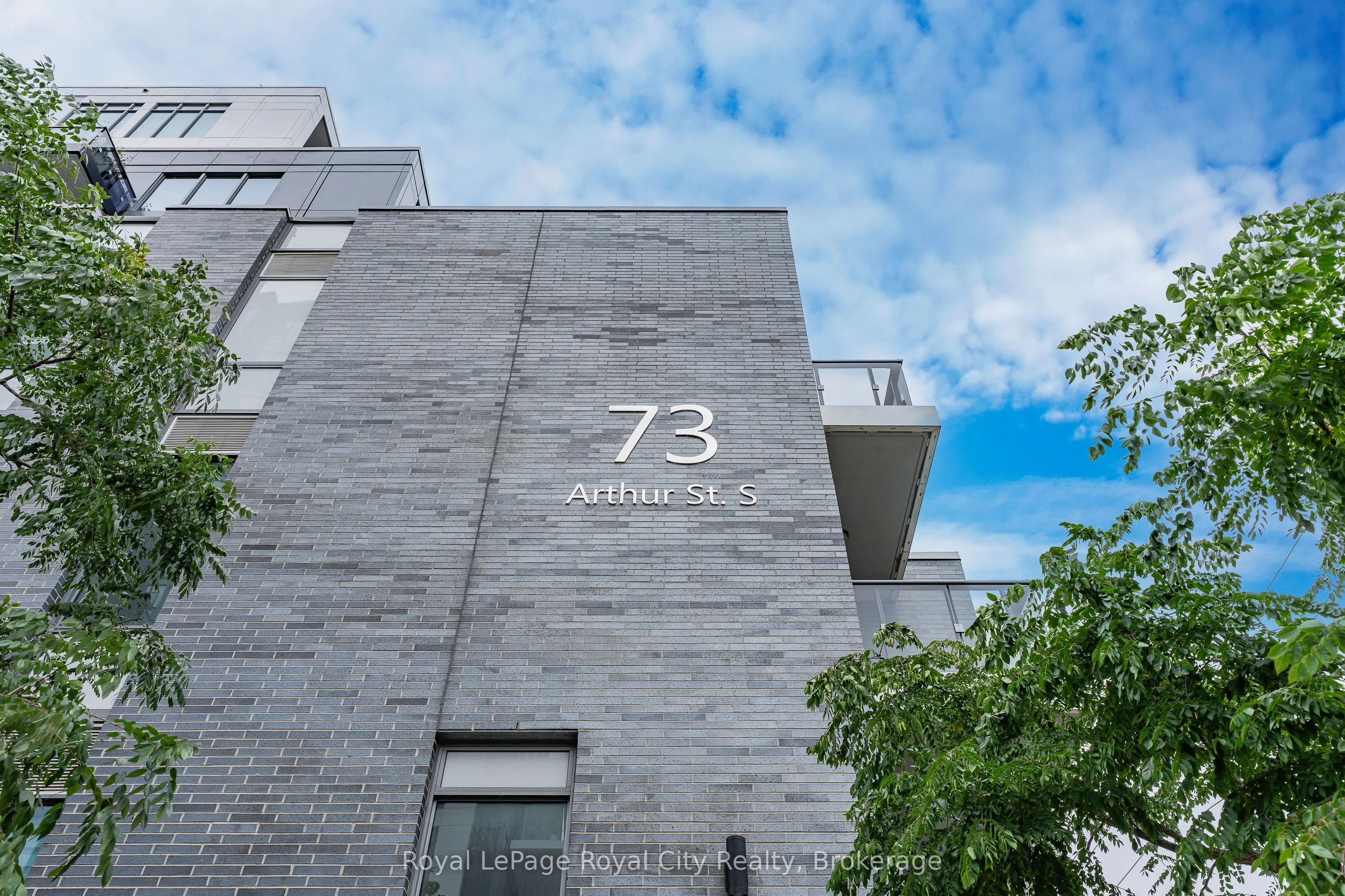 73 Arthur Street S #504