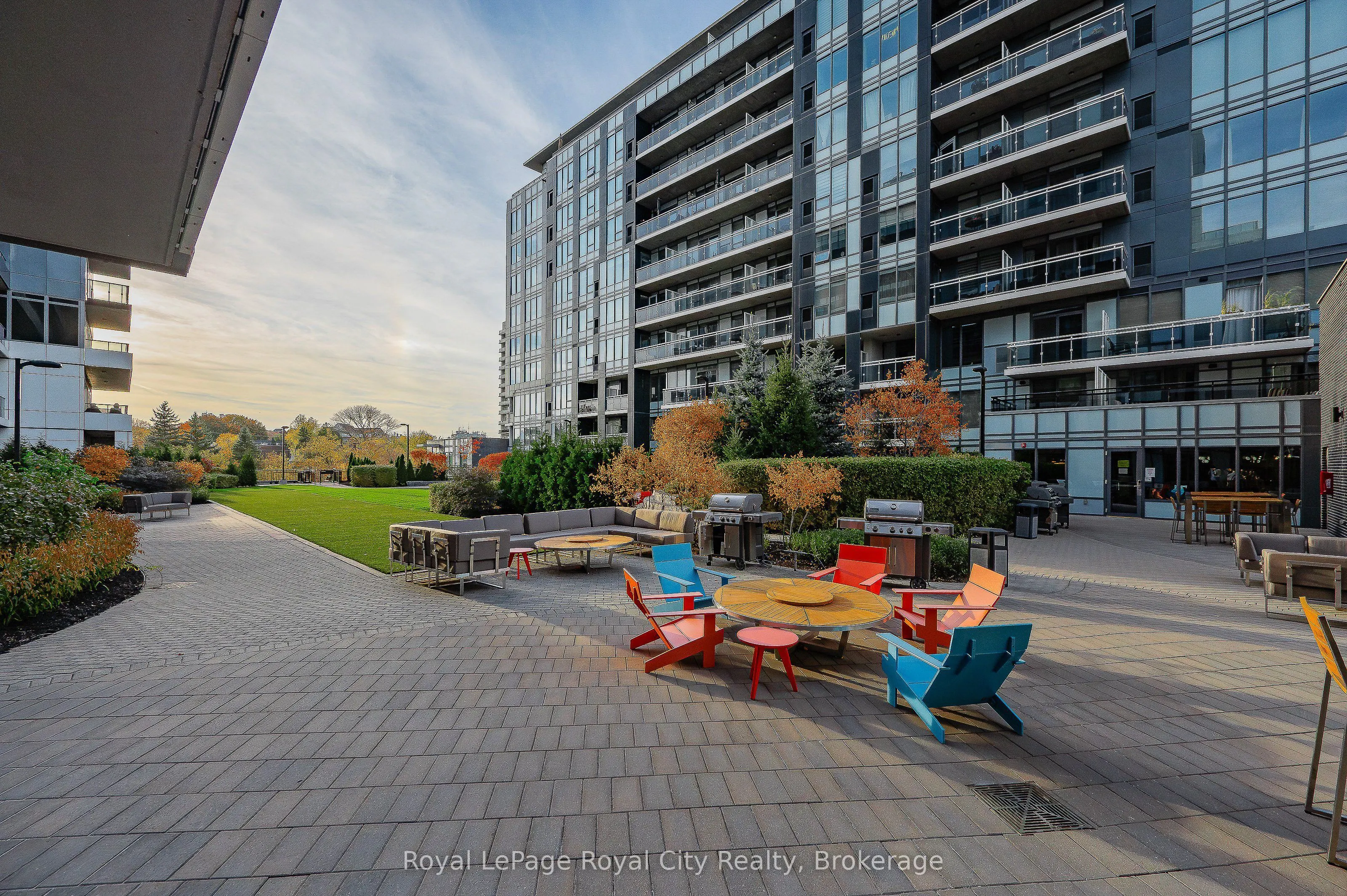 73 Arthur Street S #504
