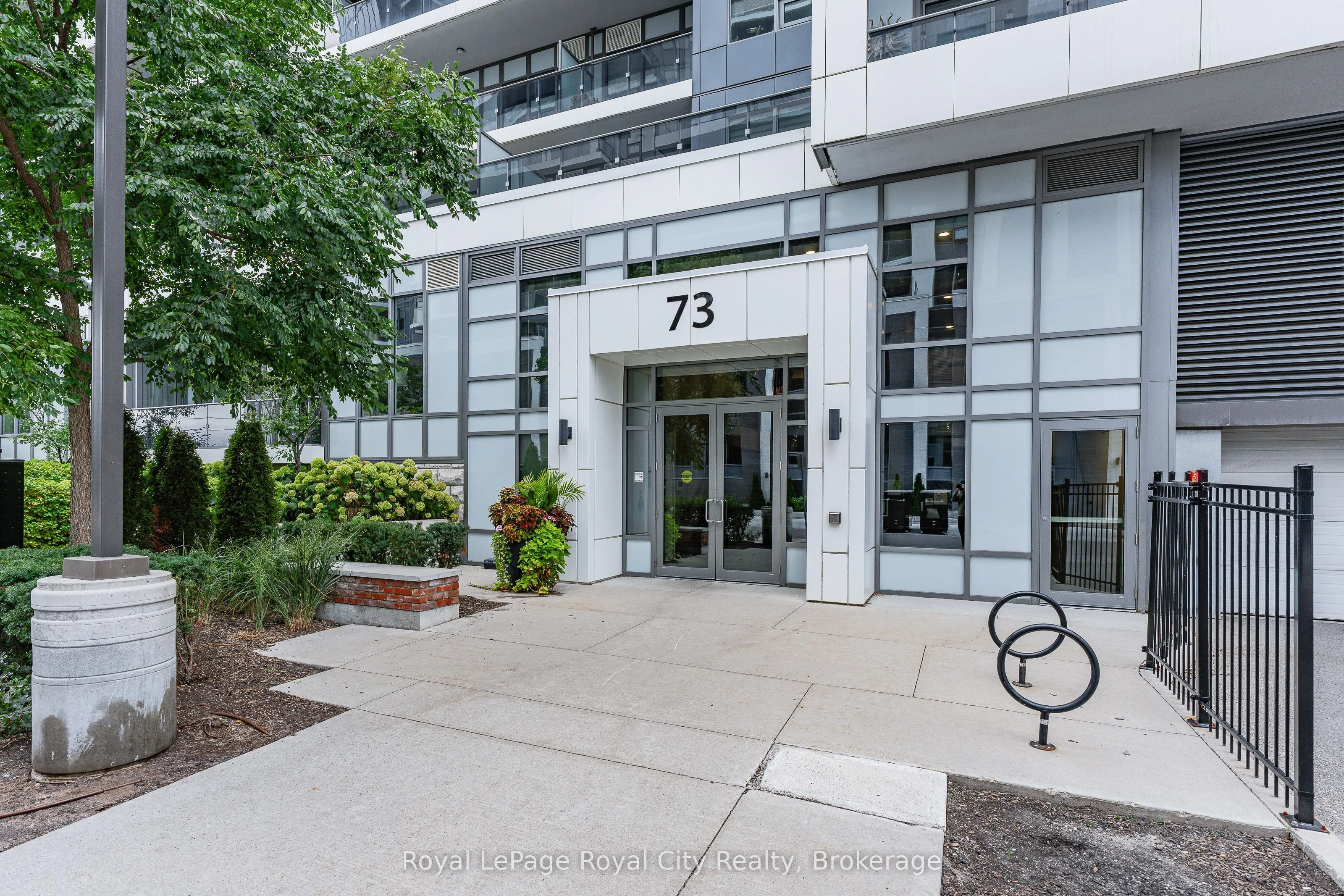 73 Arthur Street S #504