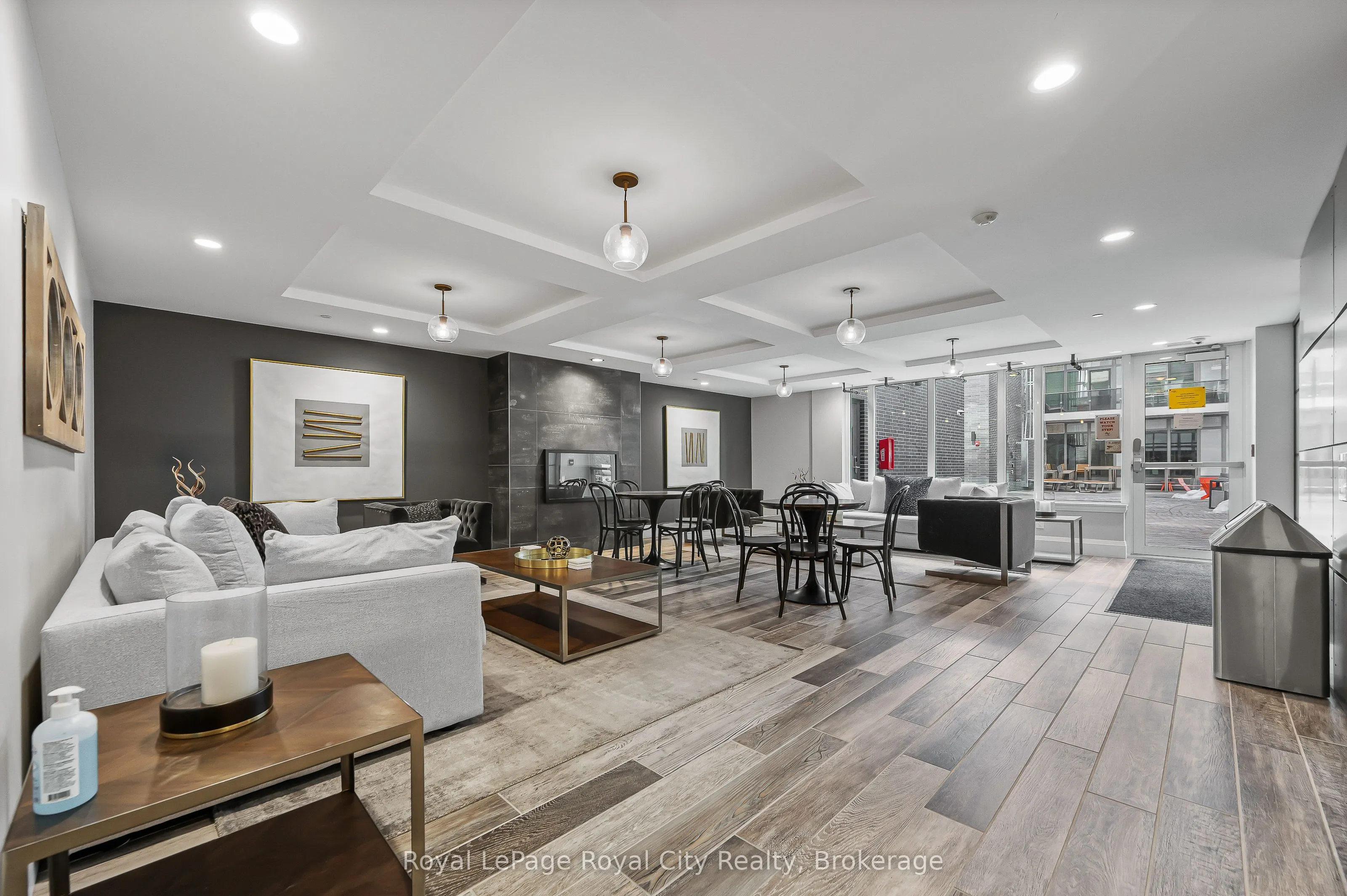 73 Arthur Street S #504