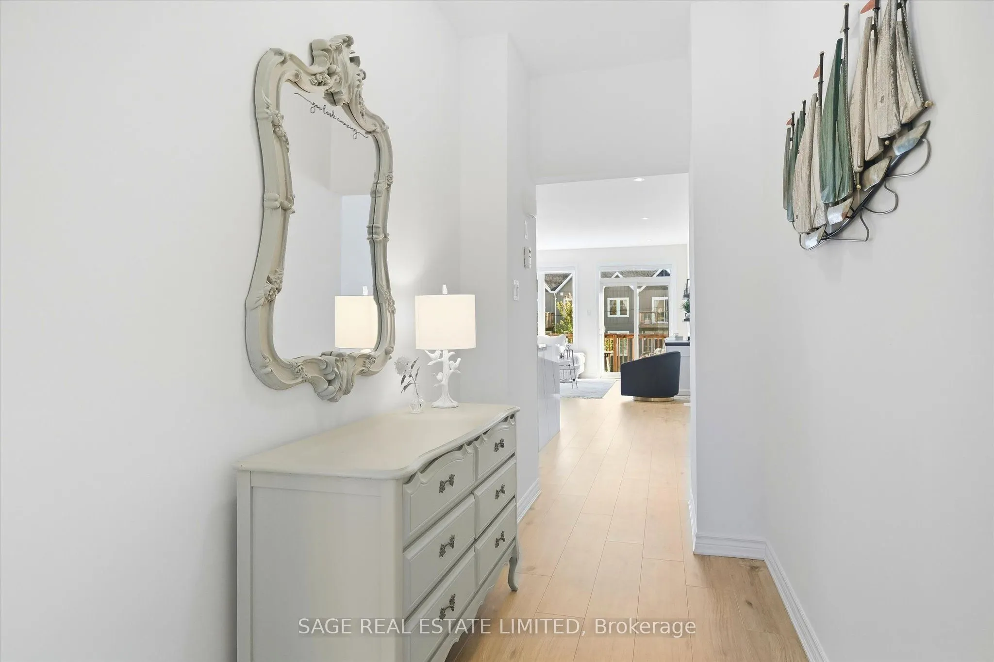 17 Lakewood Crescent #32