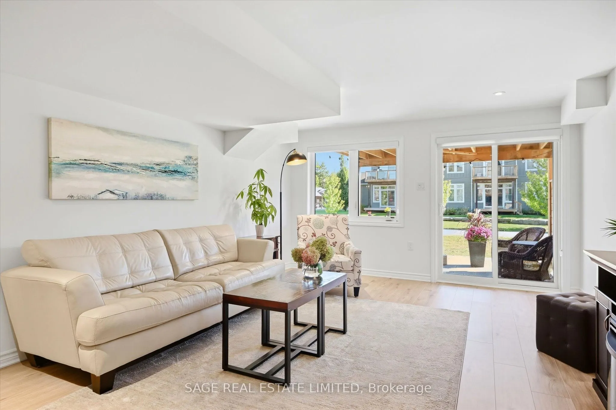 17 Lakewood Crescent #32
