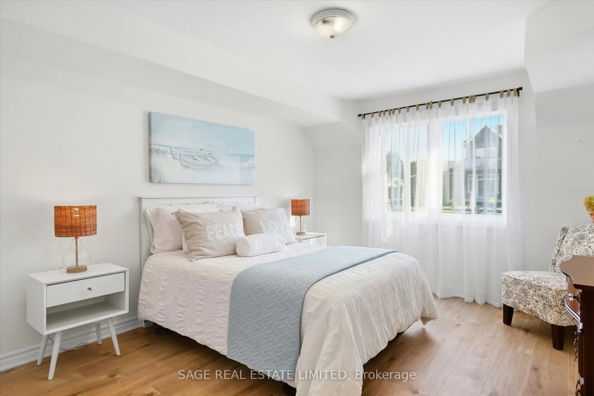 17 Lakewood Crescent #32
