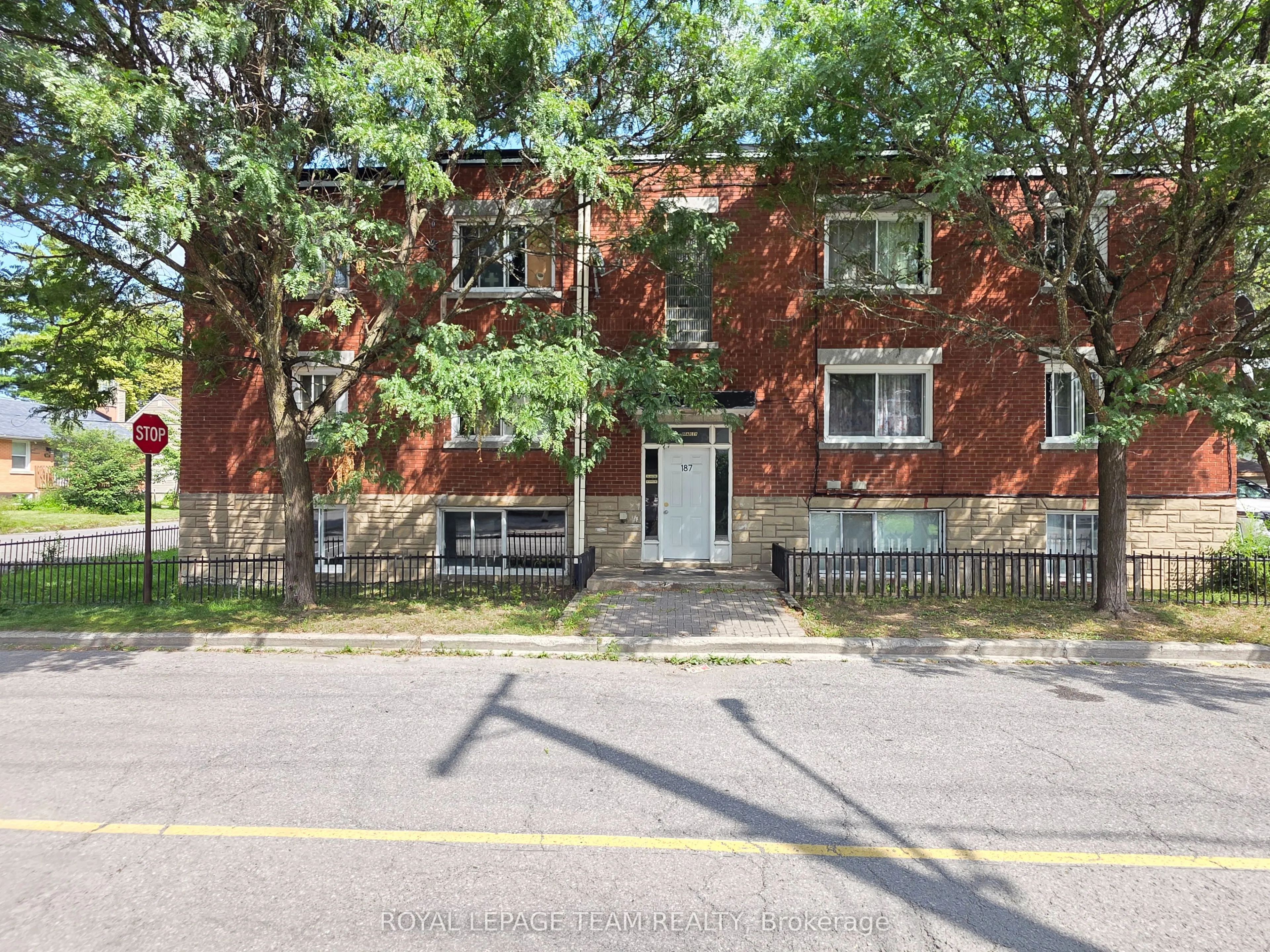 187 Unit 2 Bradley Avenue