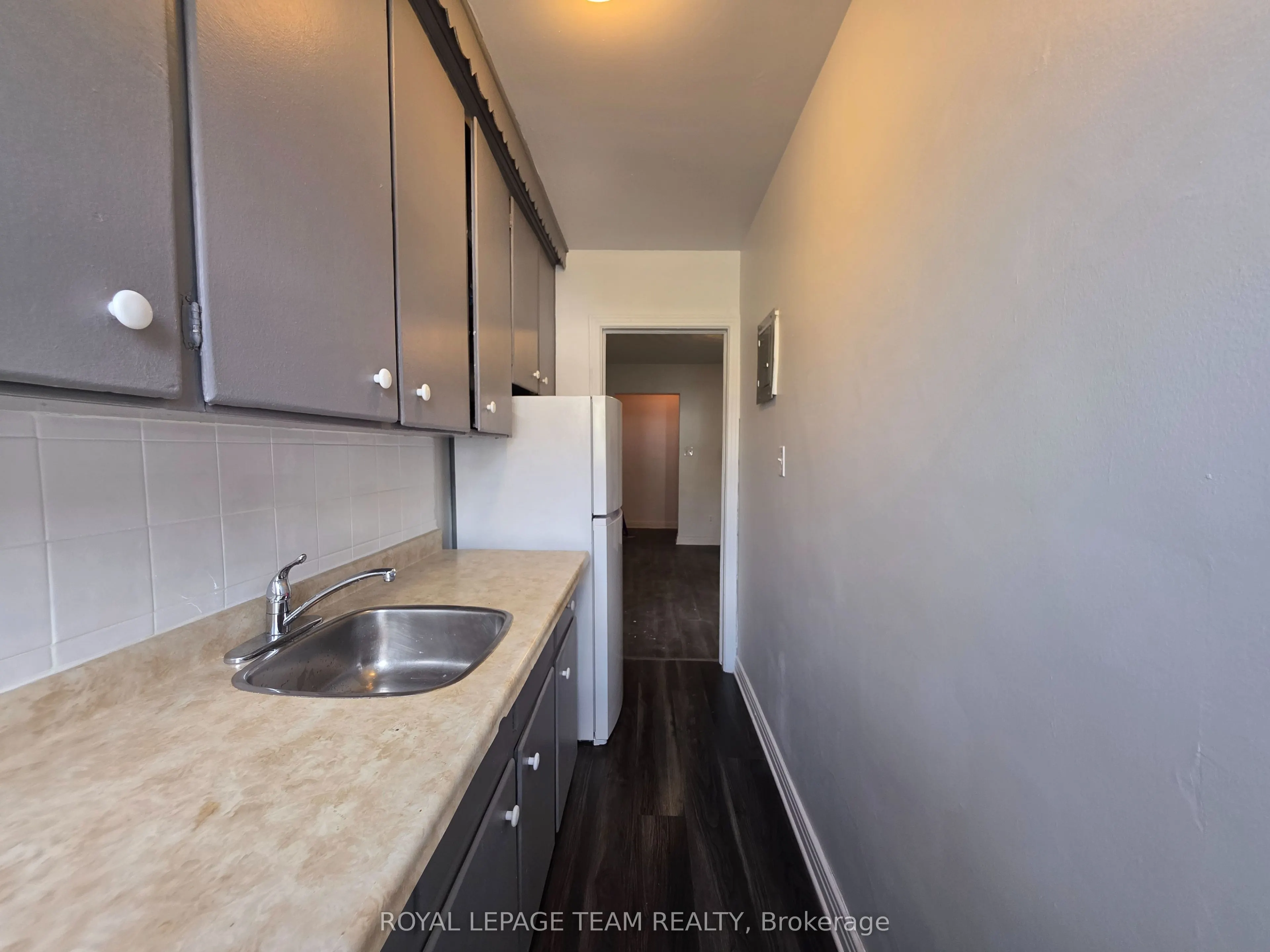 187 Unit 2 Bradley Avenue