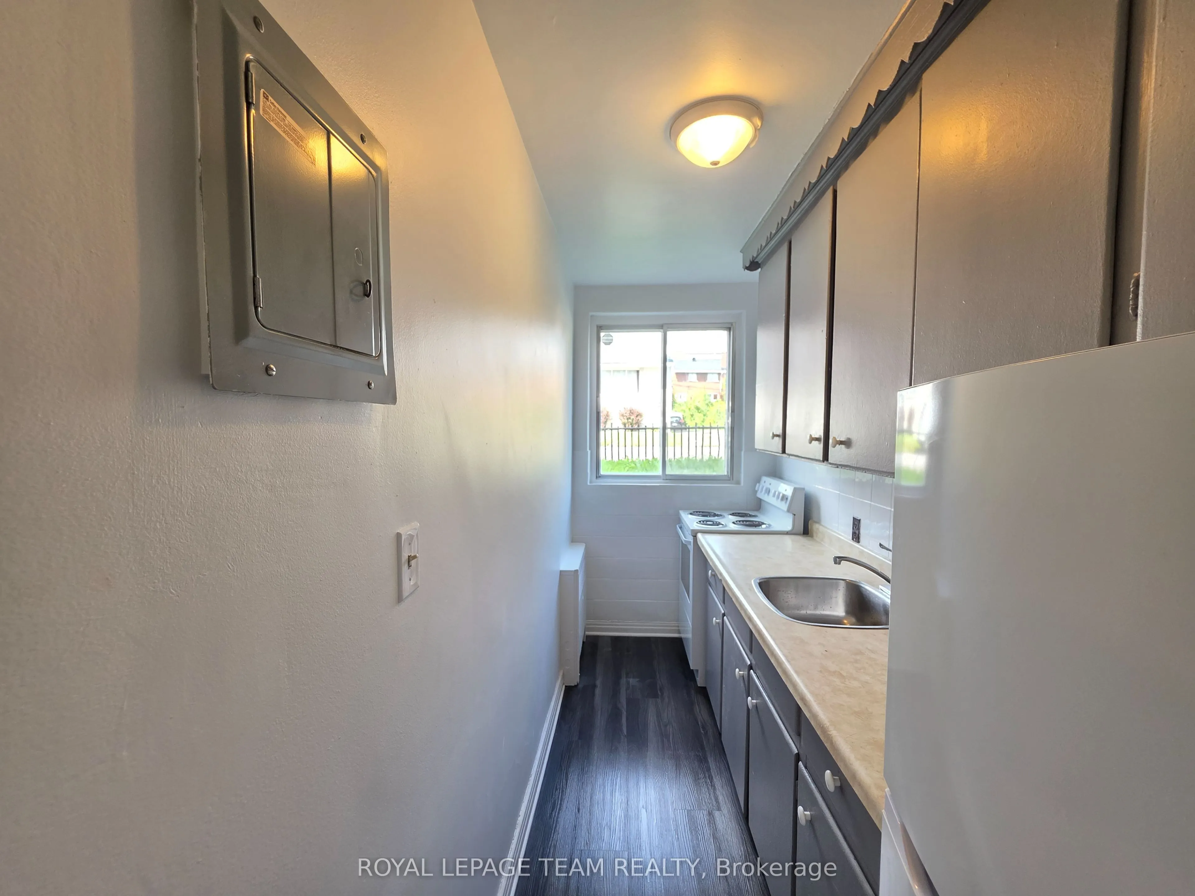 187 Unit 2 Bradley Avenue