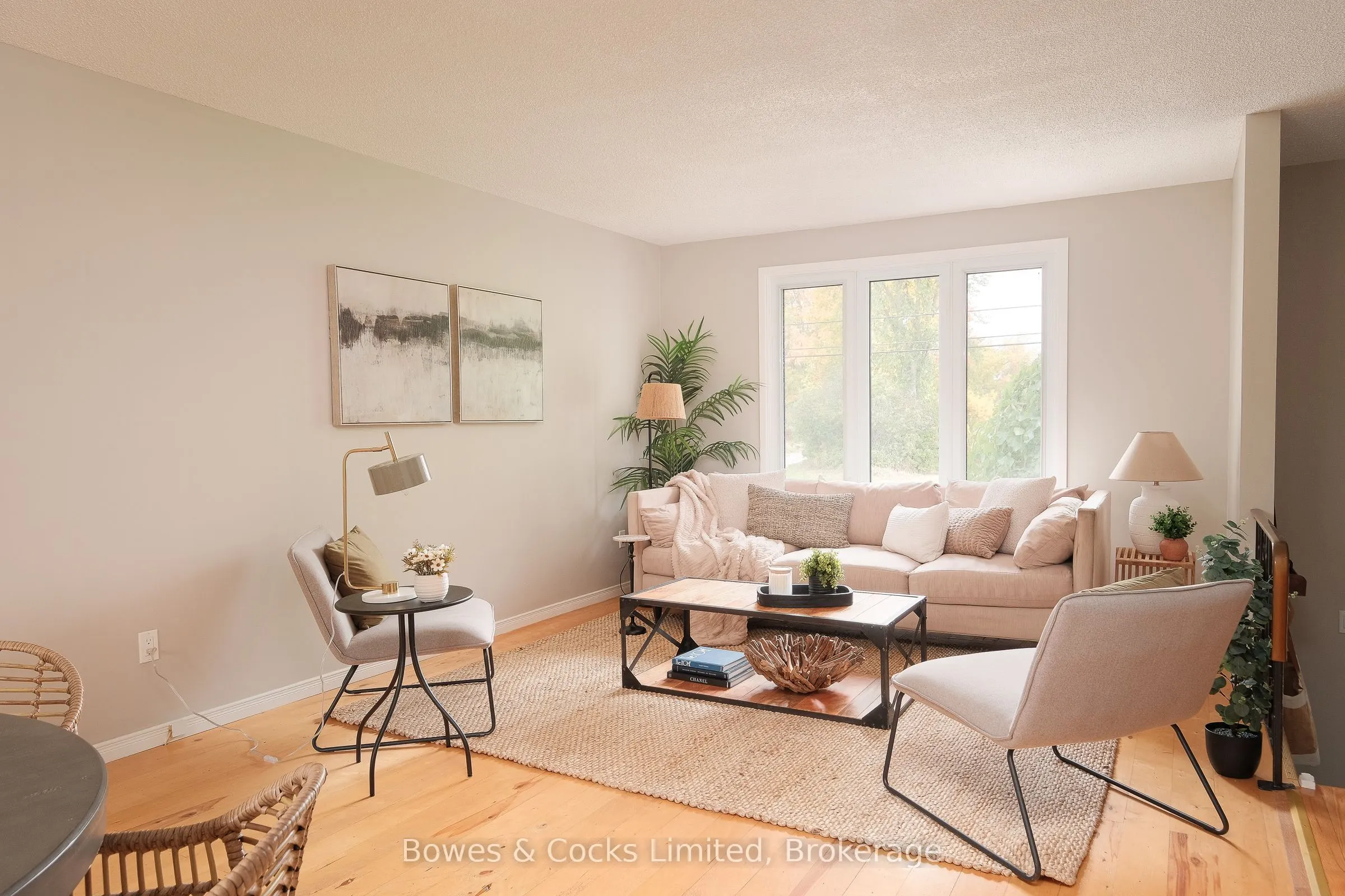 591 Otonabee Drive