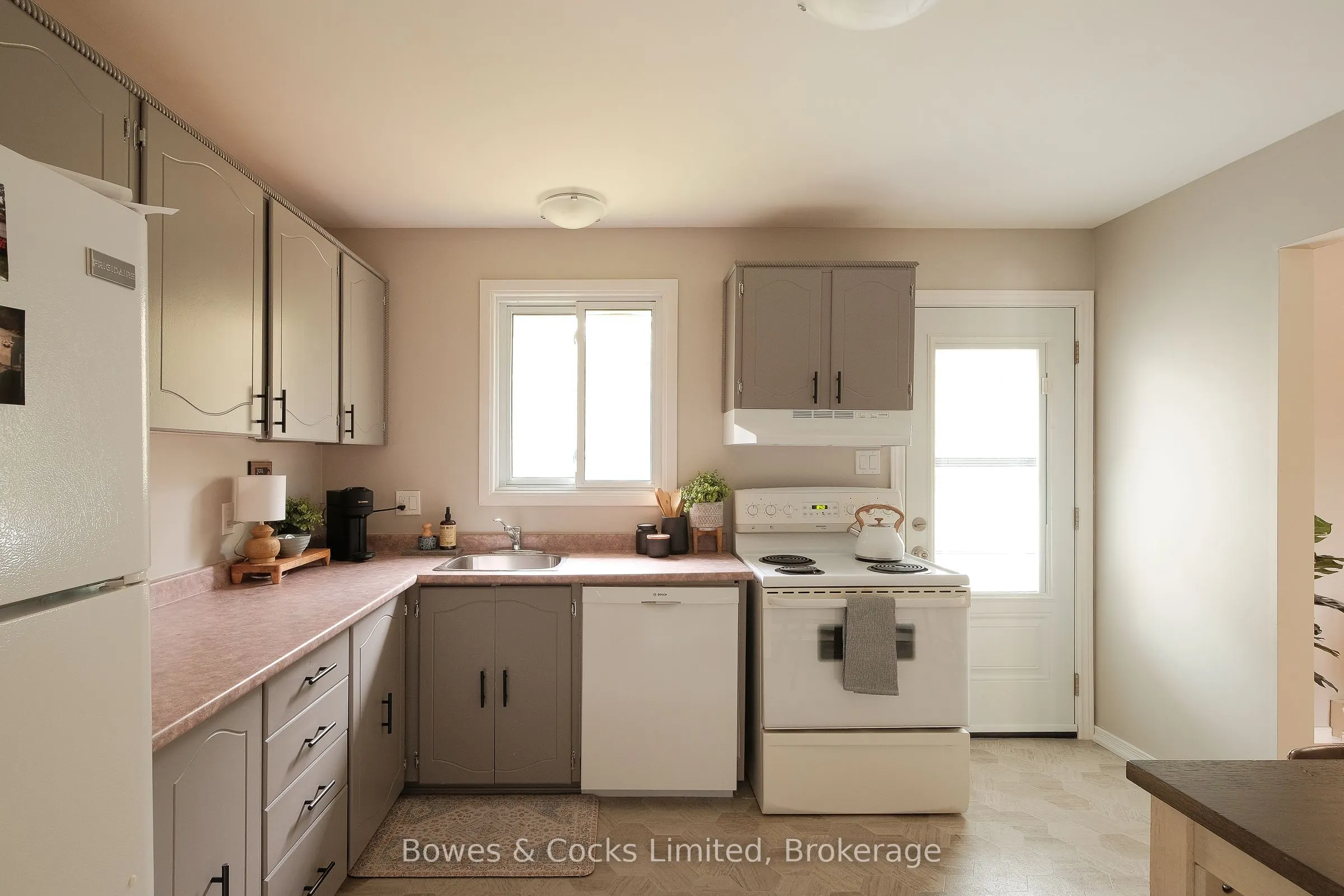 591 Otonabee Drive