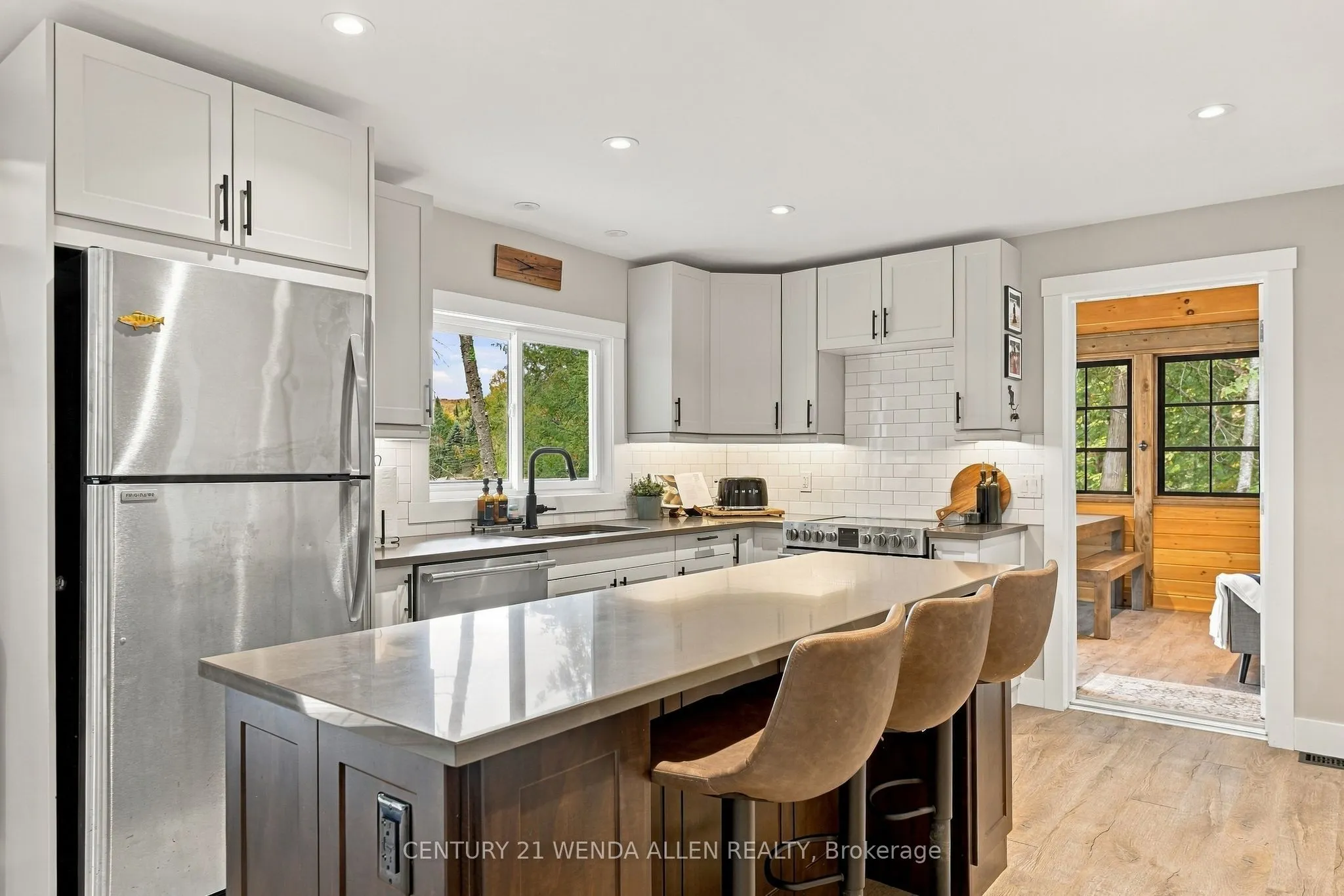 1424 REDKENN Road