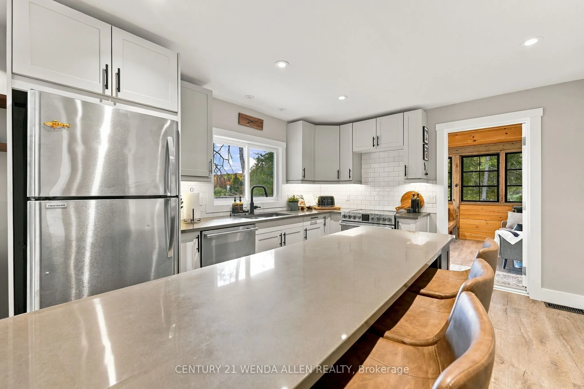 1424 REDKENN Road