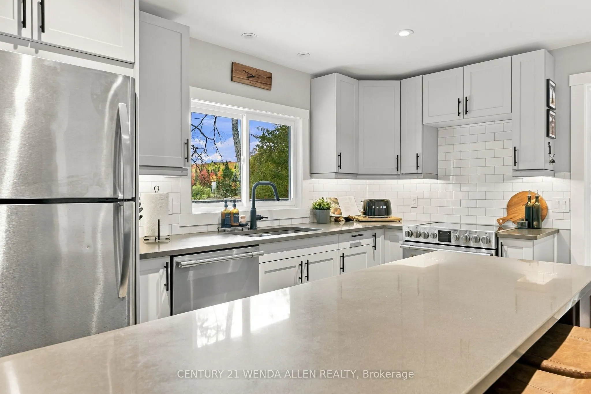 1424 REDKENN Road