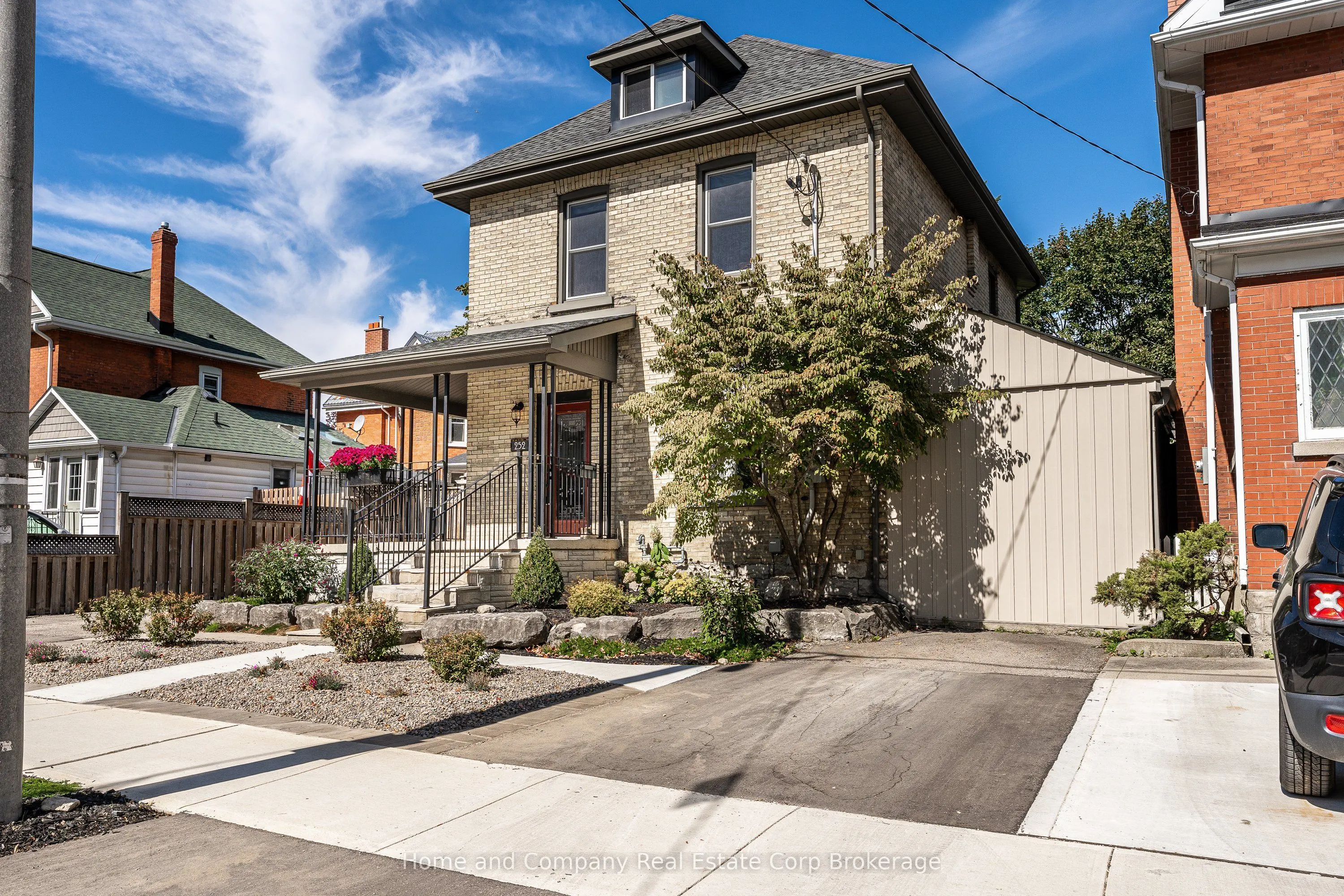 252 Albert Street