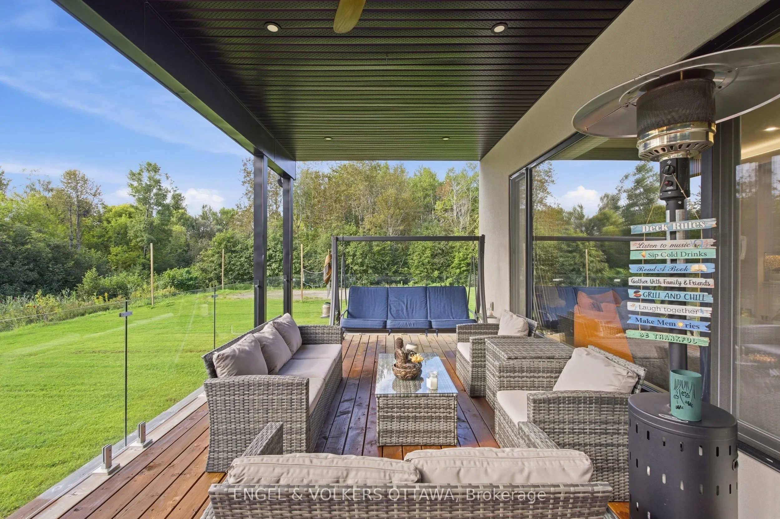 1057 Green Jacket Crescent