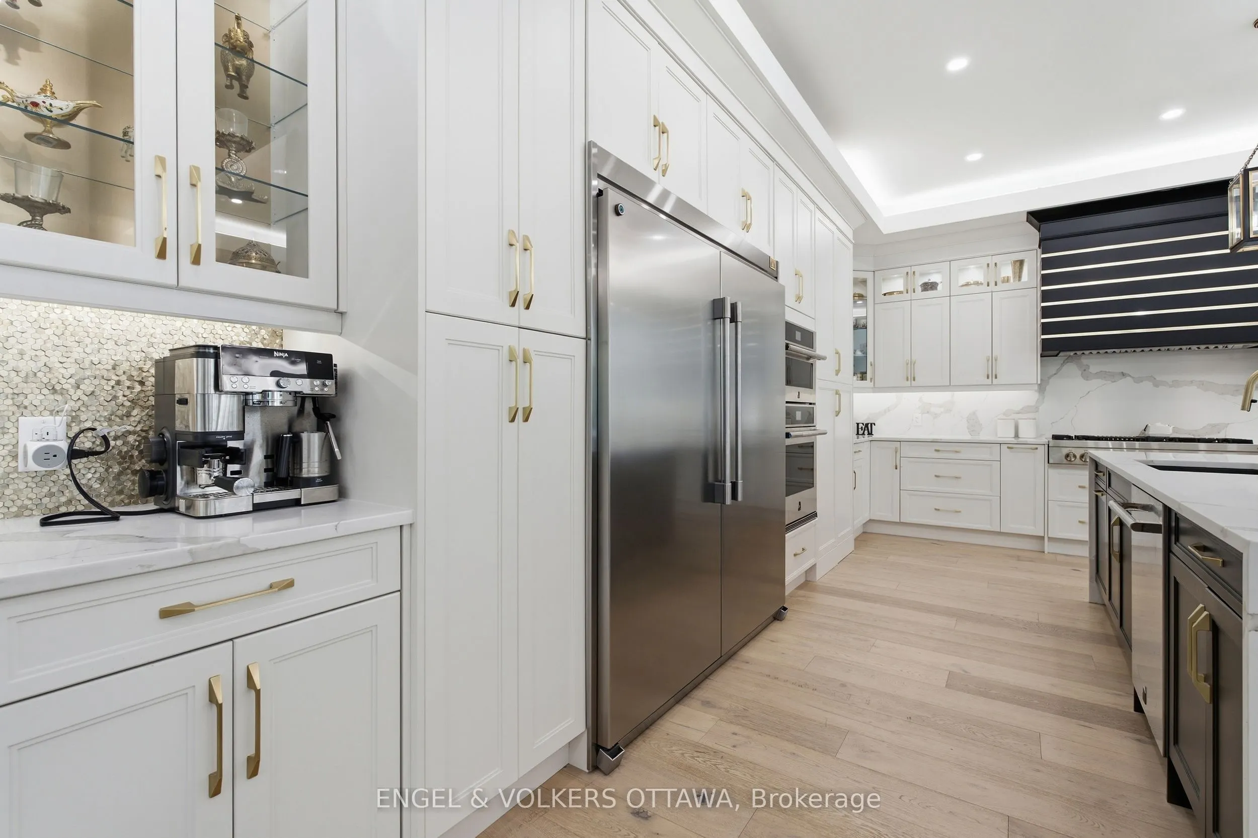 1057 Green Jacket Crescent