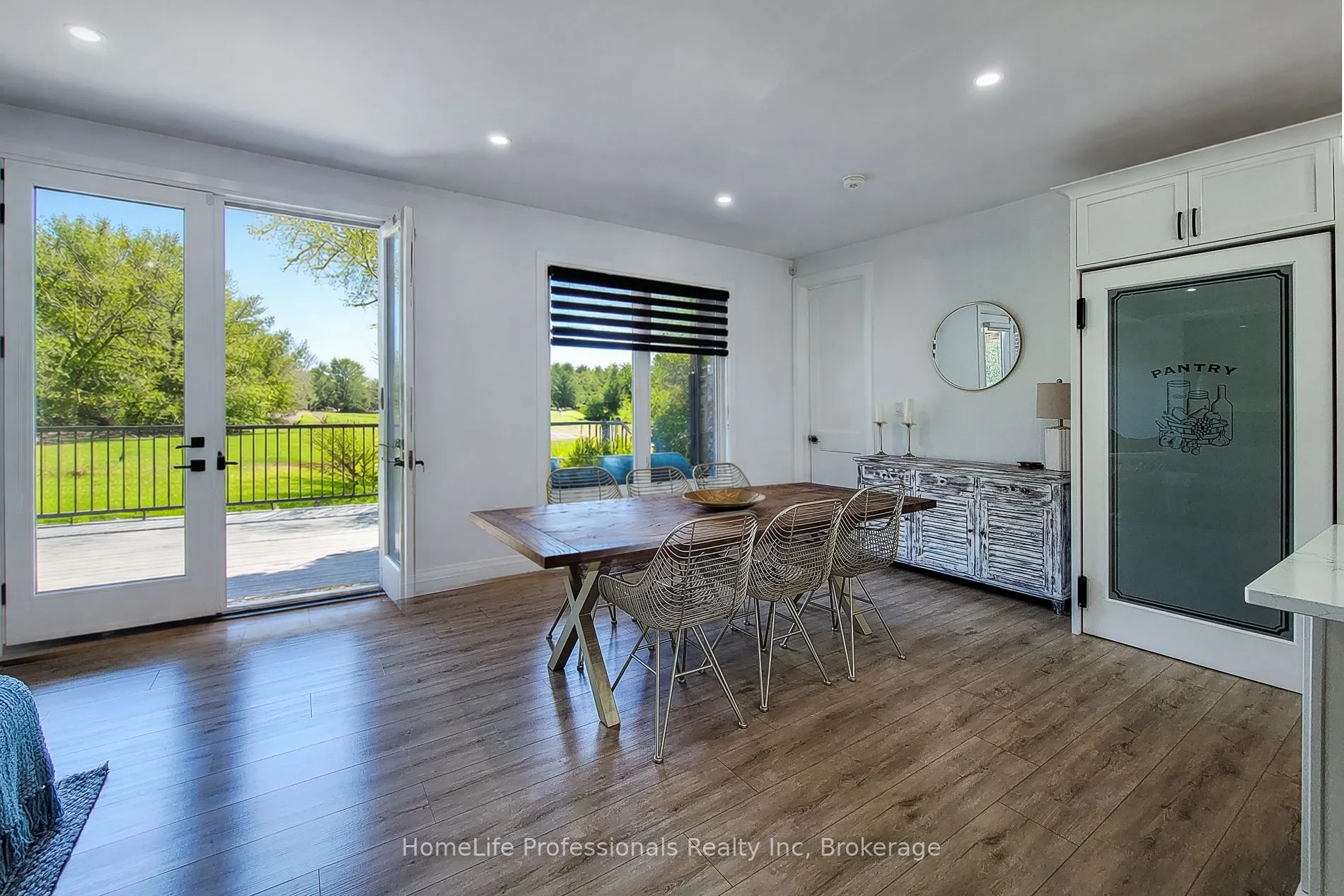 1266 Colborne Street W
