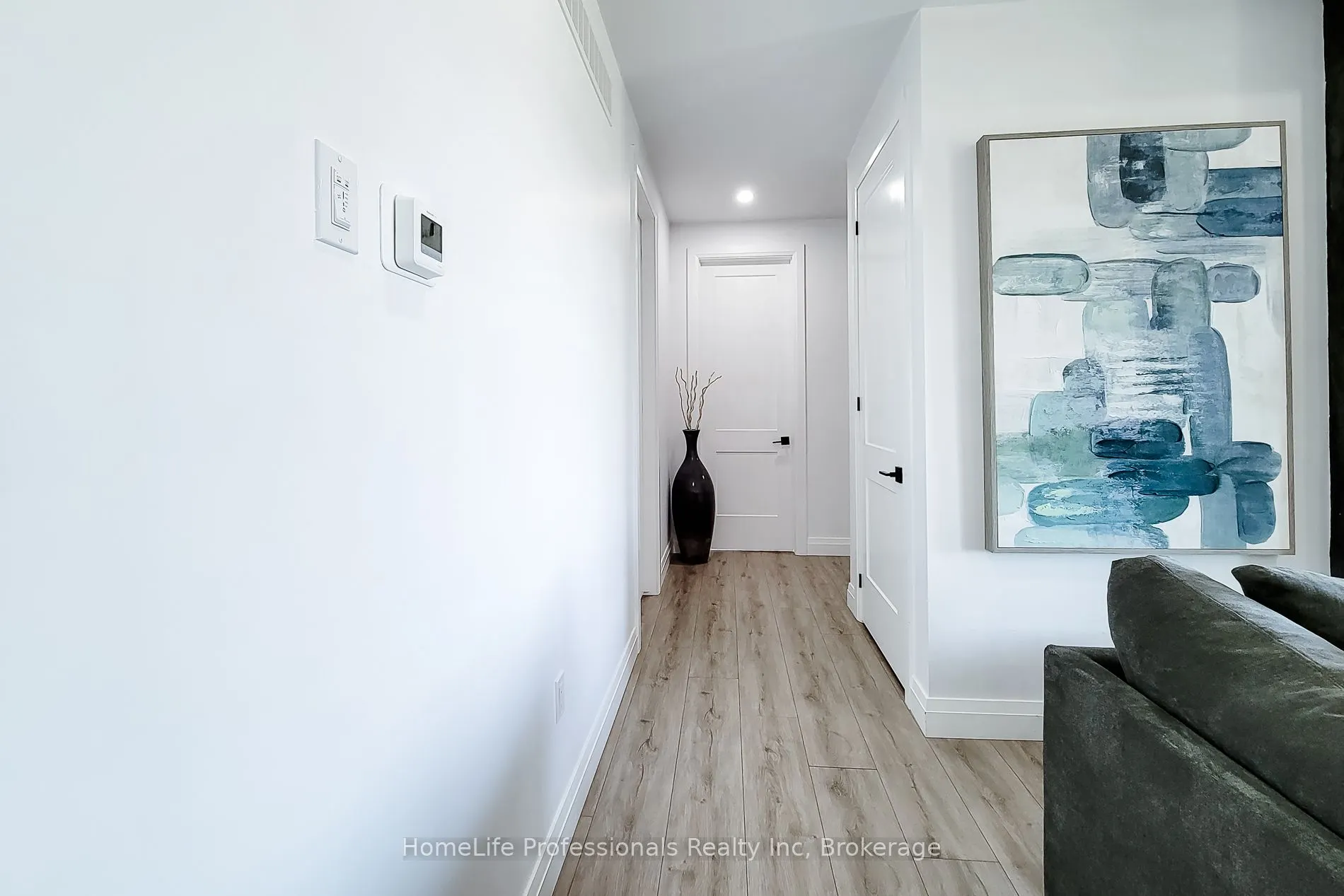 1266 Colborne Street W