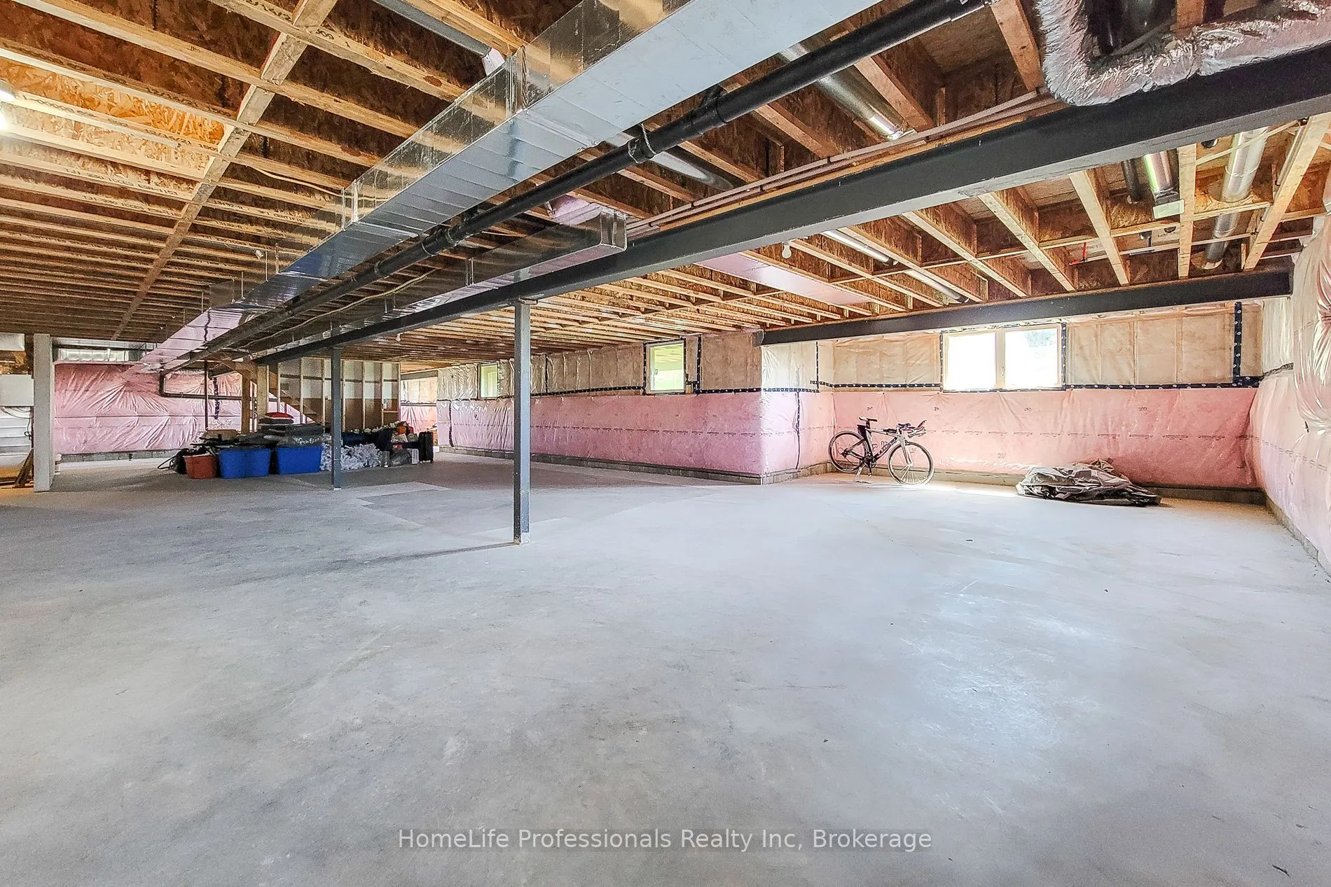 1266 Colborne Street W