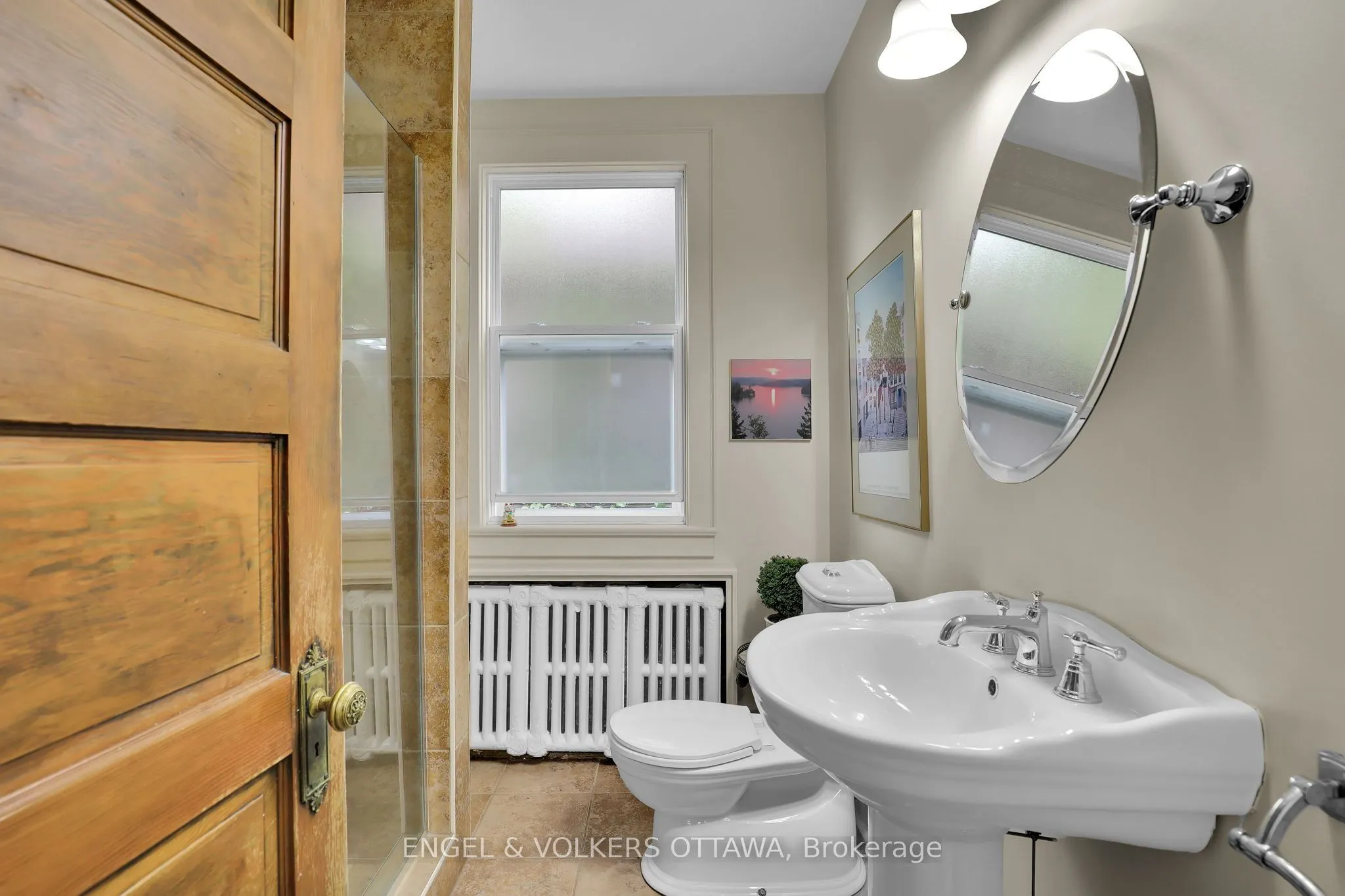 5 Woodlawn Avenue